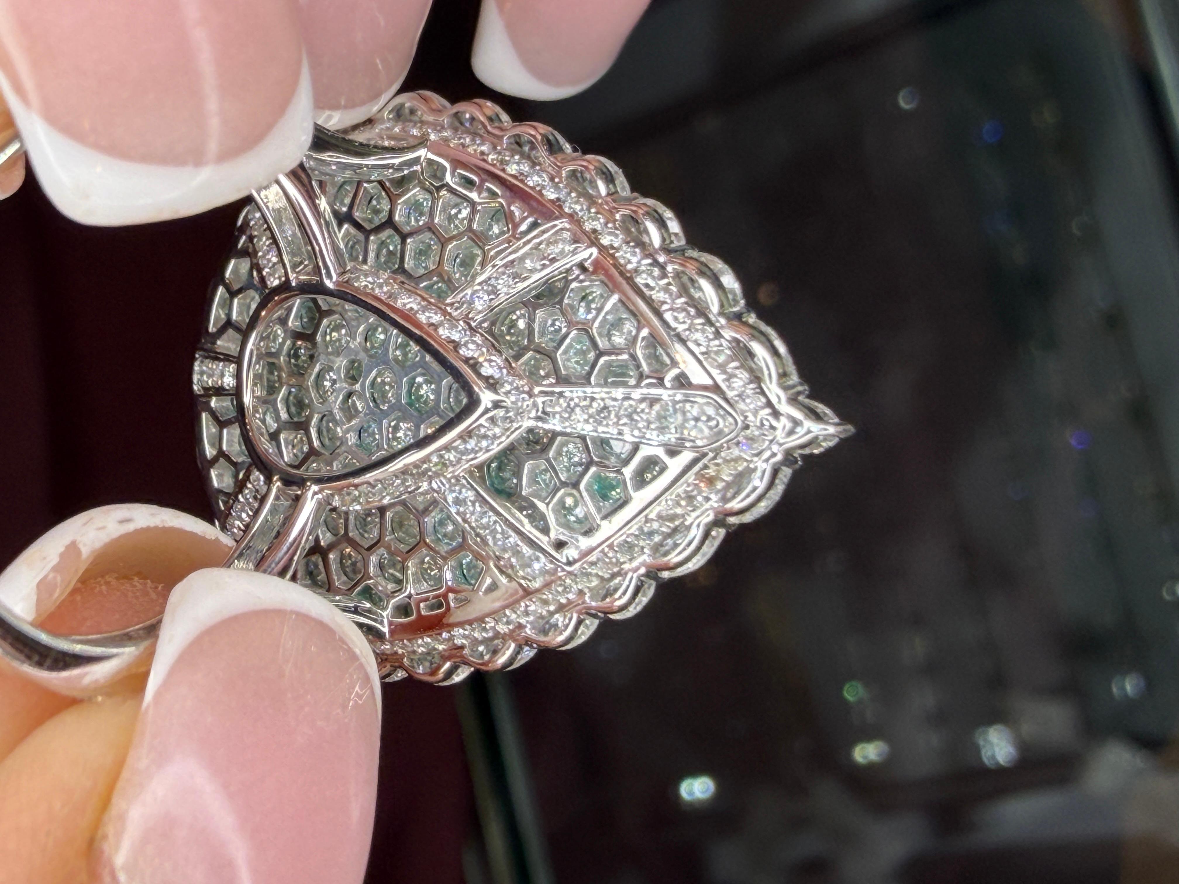 6,00ct Fancy Yellow Diamond Teal Smalto Marquise e Diamante Rotondo Oro Bianco 18K in vendita 6