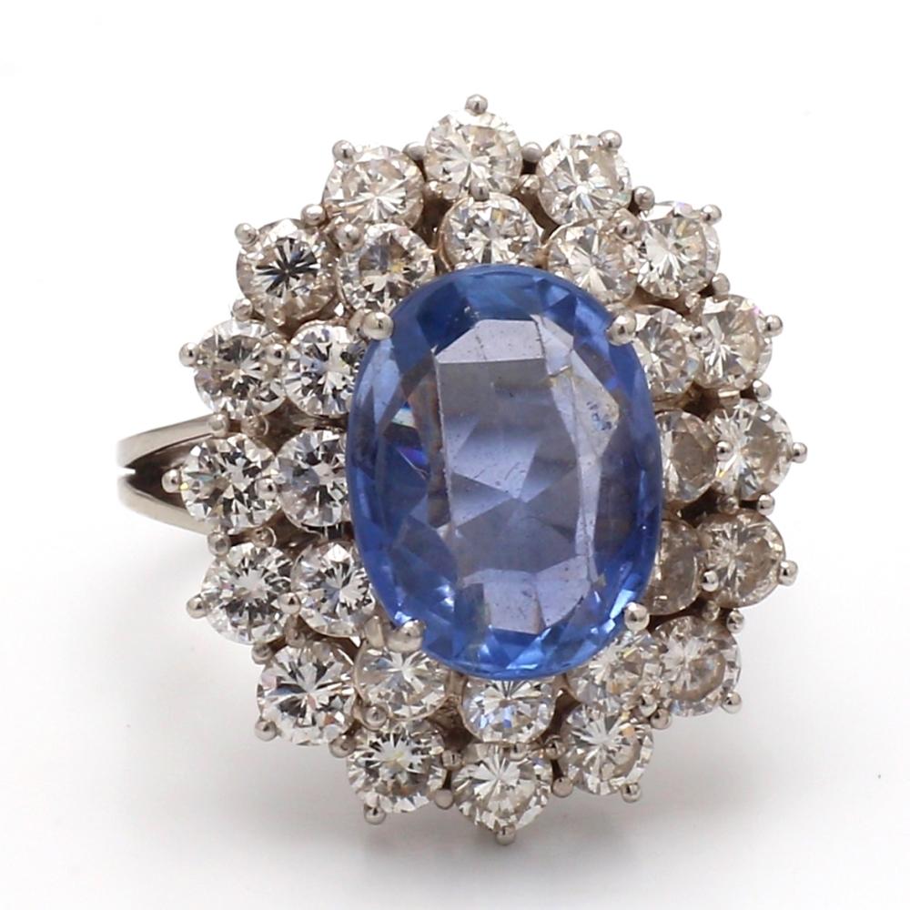 6.00ct Oval, No Heat, Sapphire Ring - AGL Certified In Excellent Condition For Sale In Scottsdale, AZ