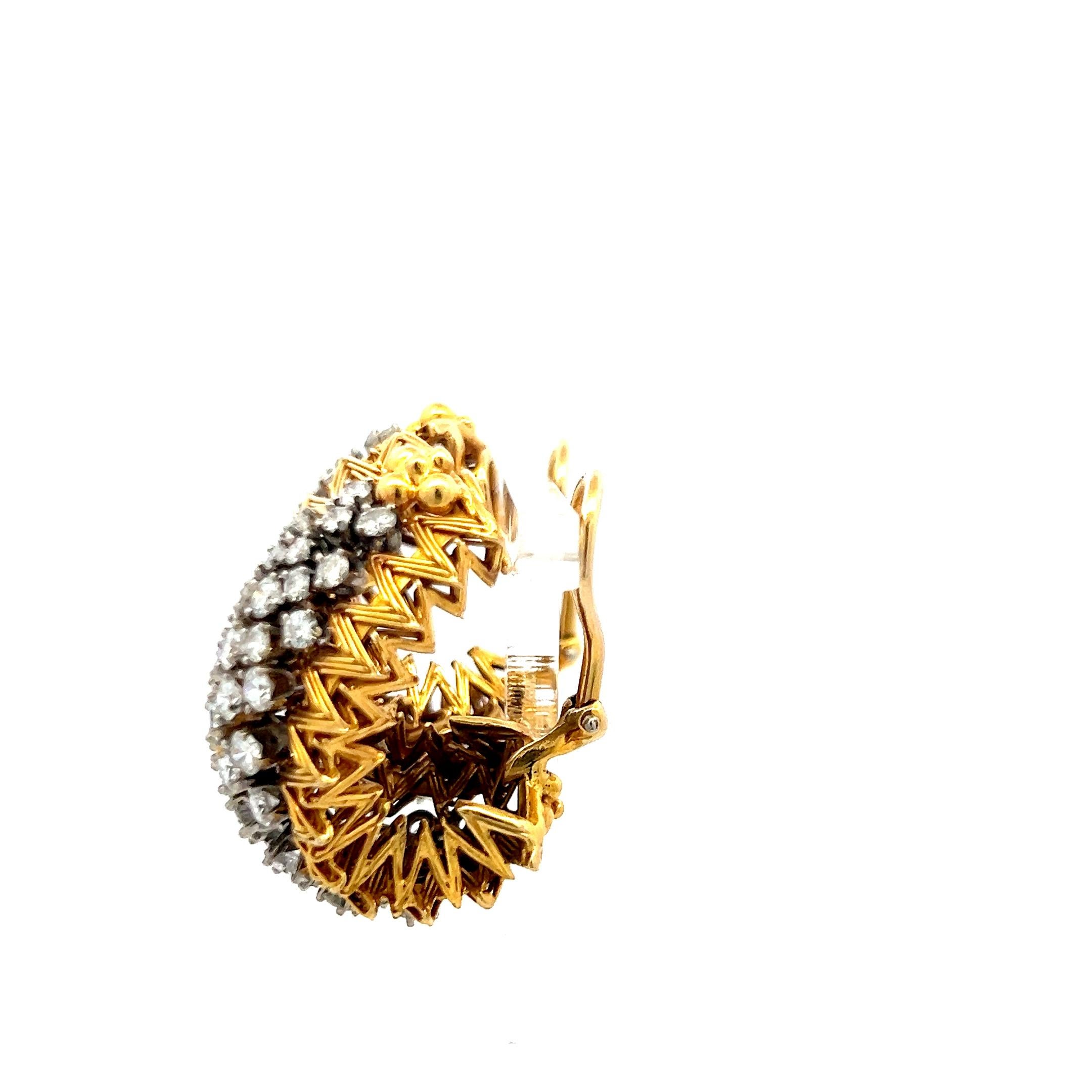 Boucles d'oreilles clips en or jaune 18 carats, diamant rond brillant de 6,00 ct (I SI) Bon état - En vente à New York, NY