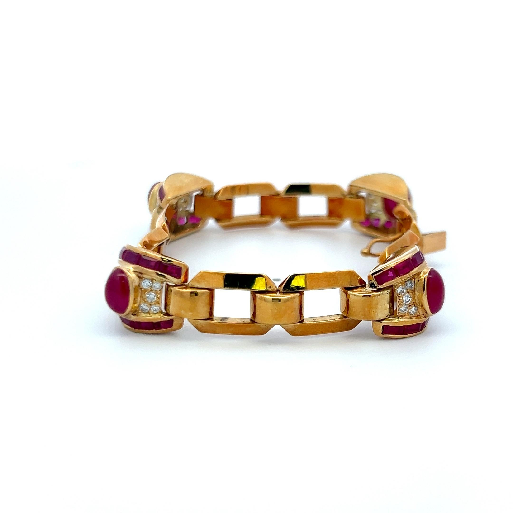 6.00ct Ruby & 0.40ct Diamond Link Bracelet in 18K Yellow Gold (G VS) In Good Condition For Sale In New York, NY