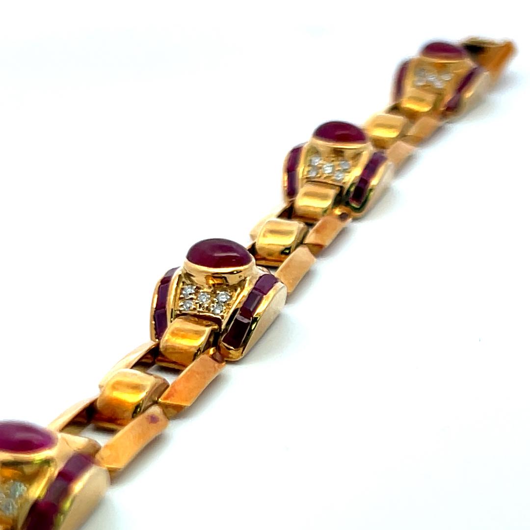 6.00ct Ruby & 0.40ct Diamond Link Bracelet in 18K Yellow Gold (G VS) For Sale 3