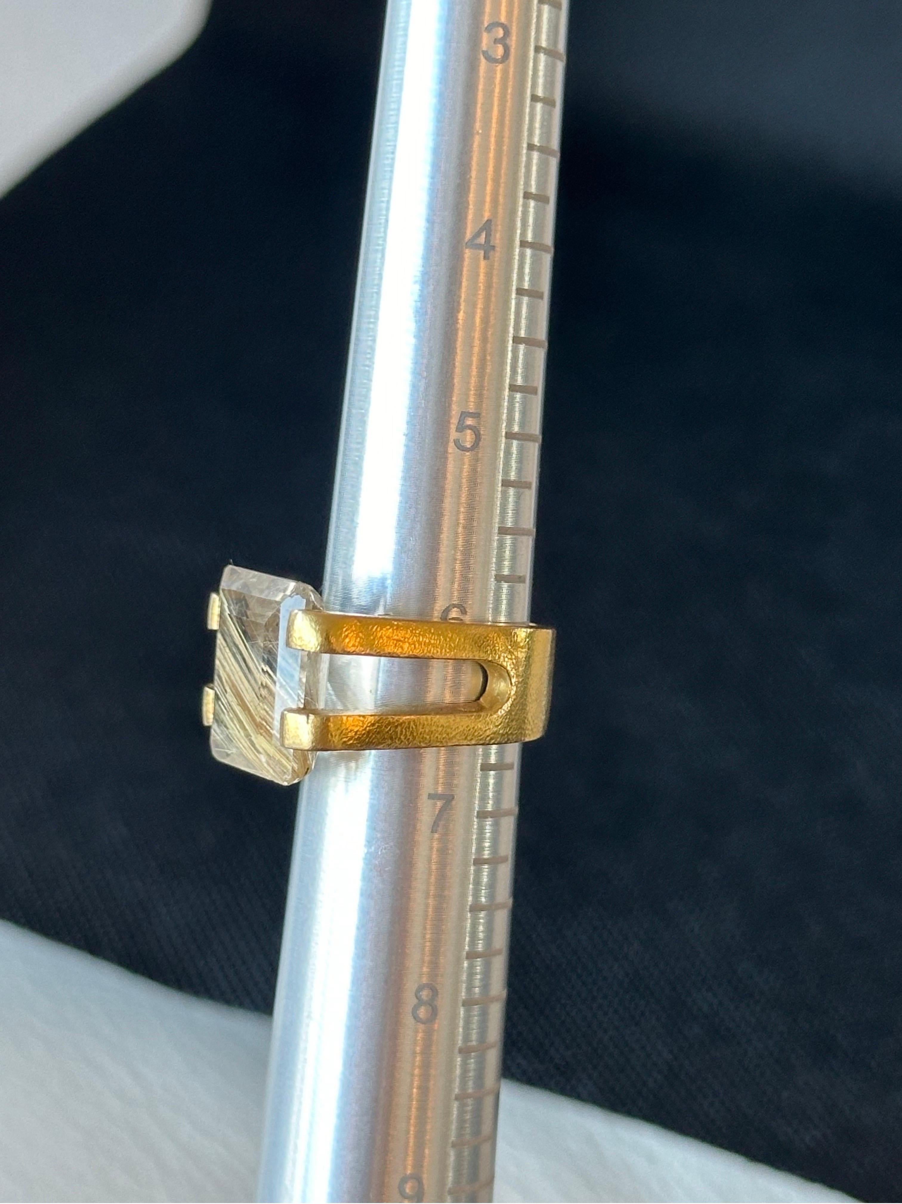 6.00ct Rutilated Quartz 18k Yellow Gold Ring In Good Condition In West Palm Beach, FL