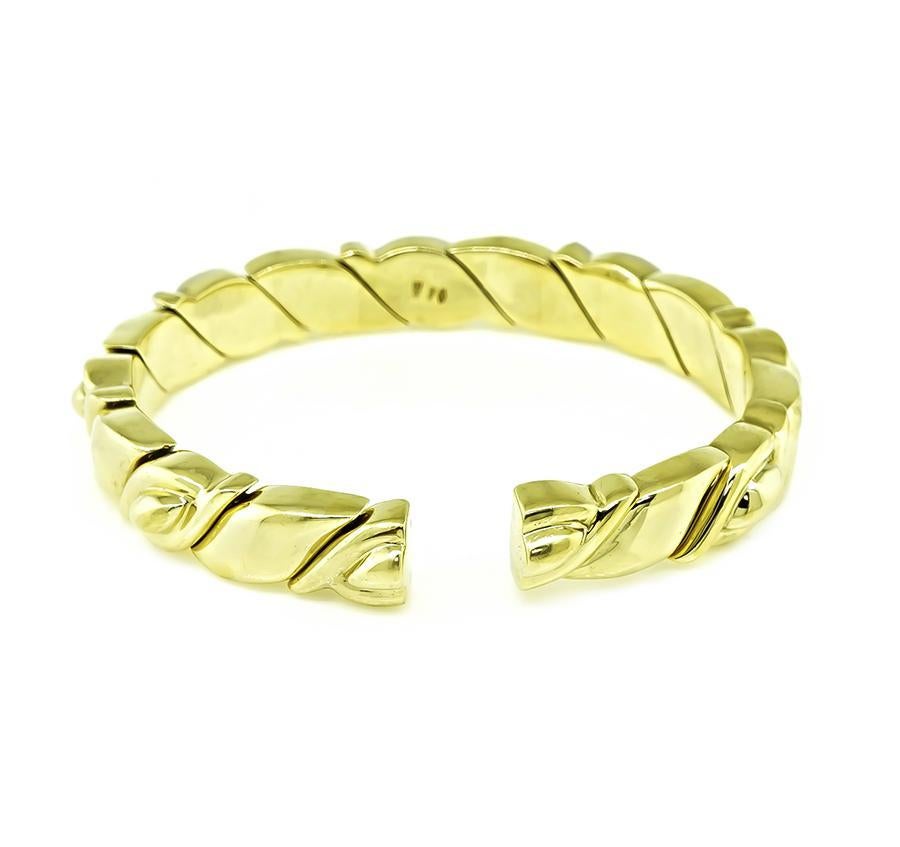 6.00ct Sapphire 0.30ct Diamond Gold Bangle In Good Condition In New York, NY