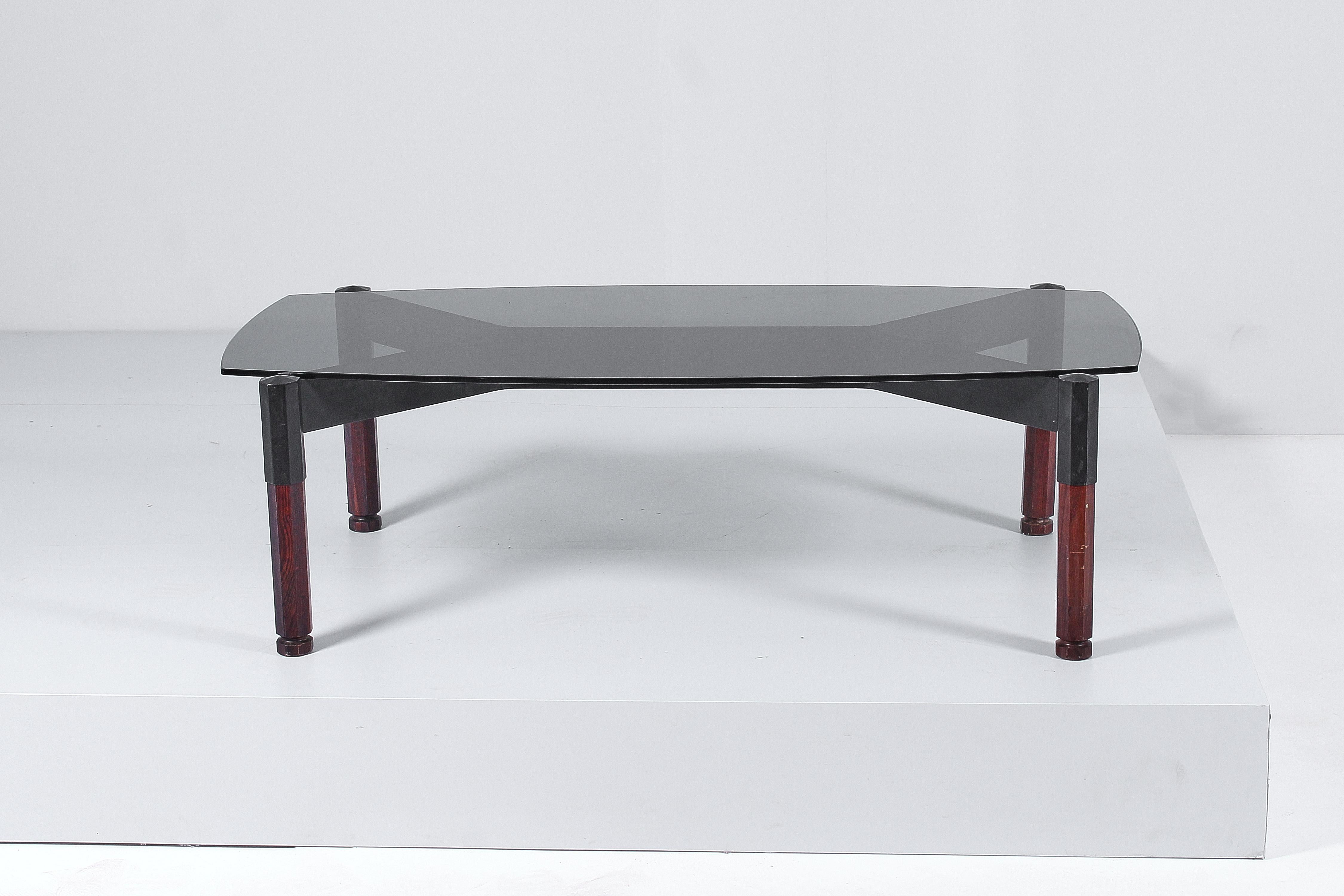 Mid-Century Modern 600g. Table basse en verre, métal et bois Moscatelli pour Formanova, Italie, années 70 en vente