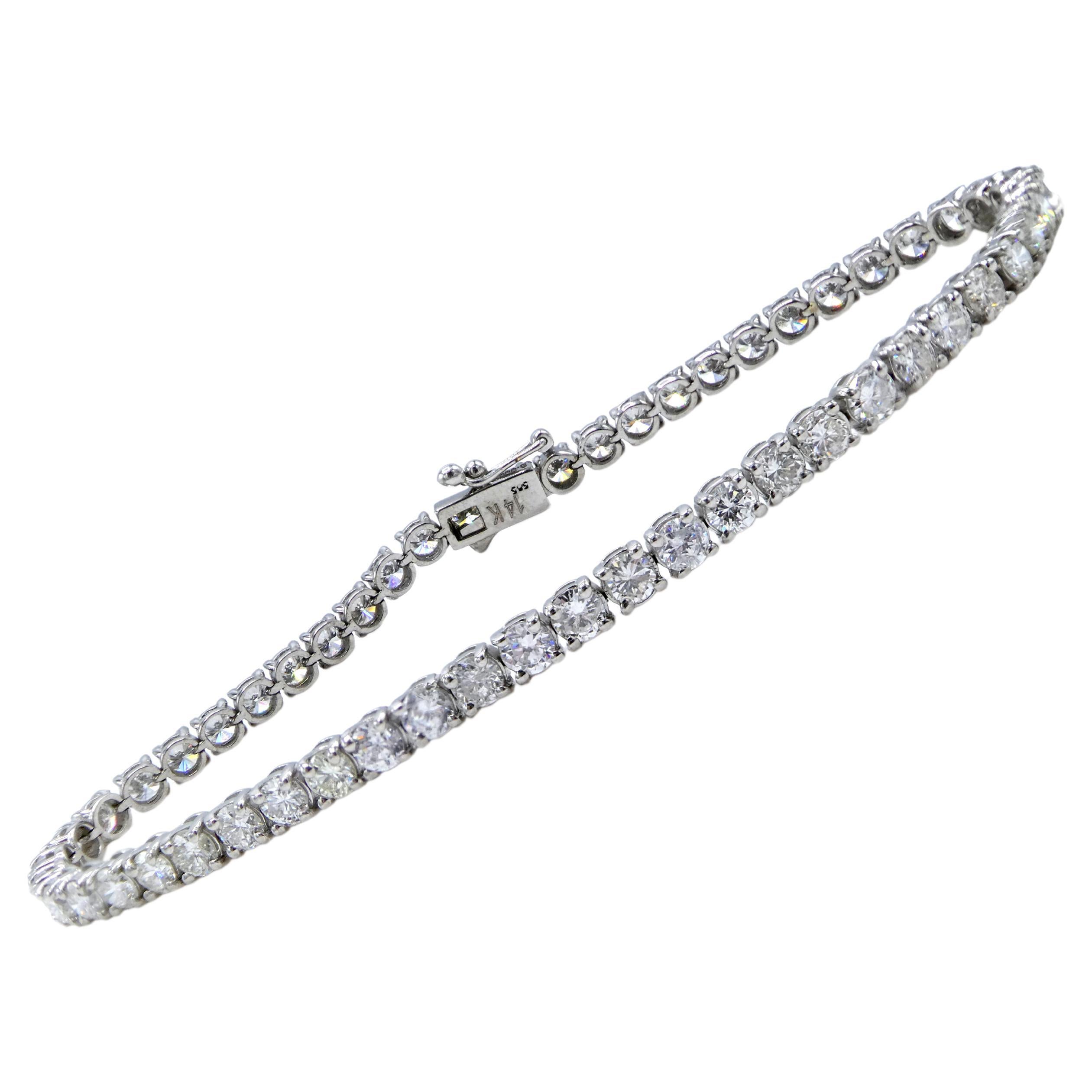 6.01 Carat Round Natural Diamond 14 Karat White Gold Tennis Bracelet For Sale