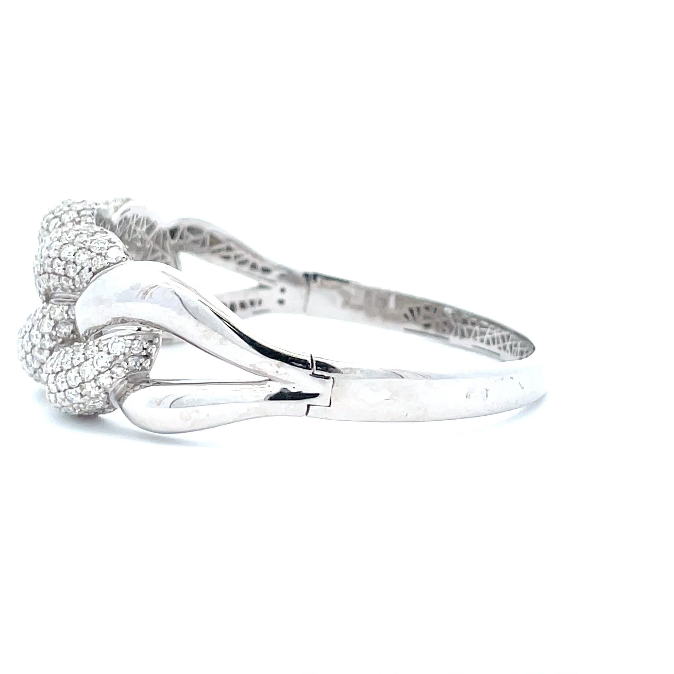 Art Deco 6.01ct, Diamond Cluster Knot Link Bangle in 14k White Gold