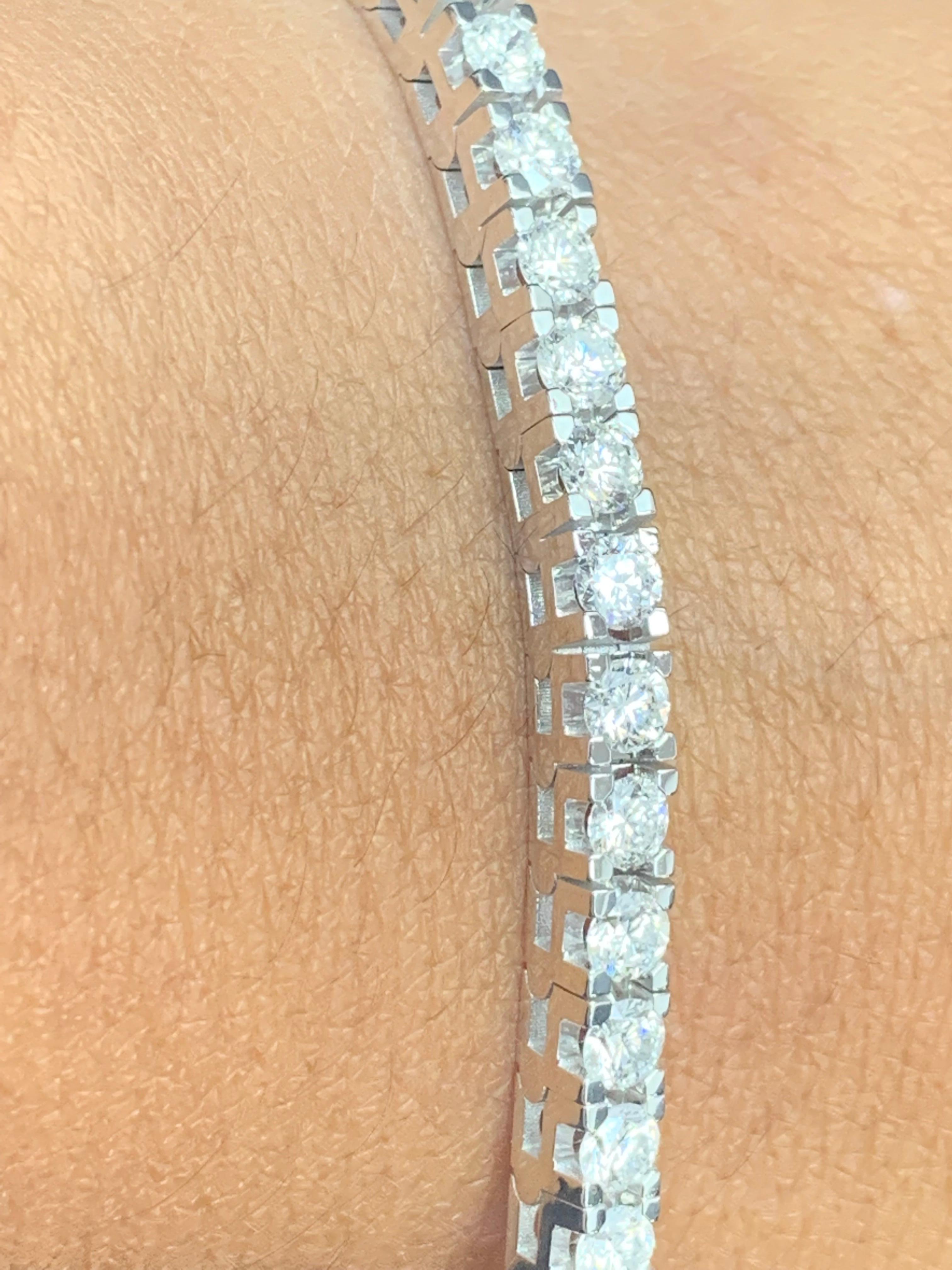 6.02 Carat Brilliant Cut Round Diamond Tennis Bracelet in 14K White Gold For Sale 3