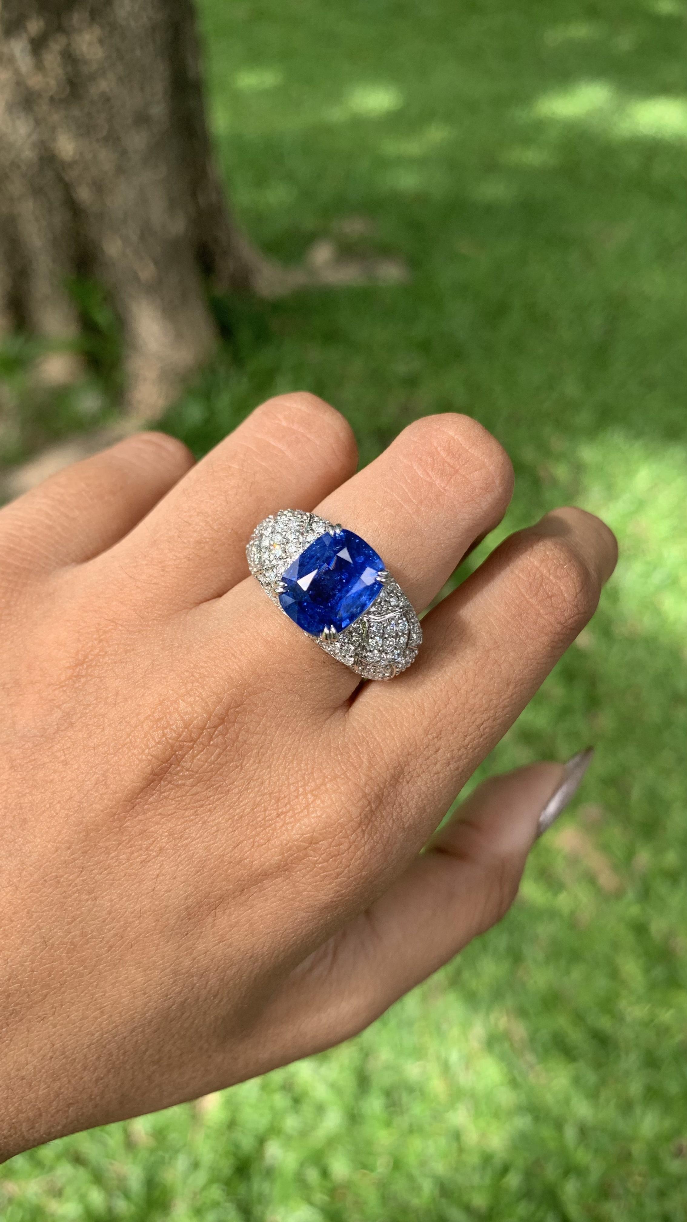 LOTUS Certified 6.02 Carat Ceylon Blue Sapphire Art Deco Style Ring (18K Gold) 3