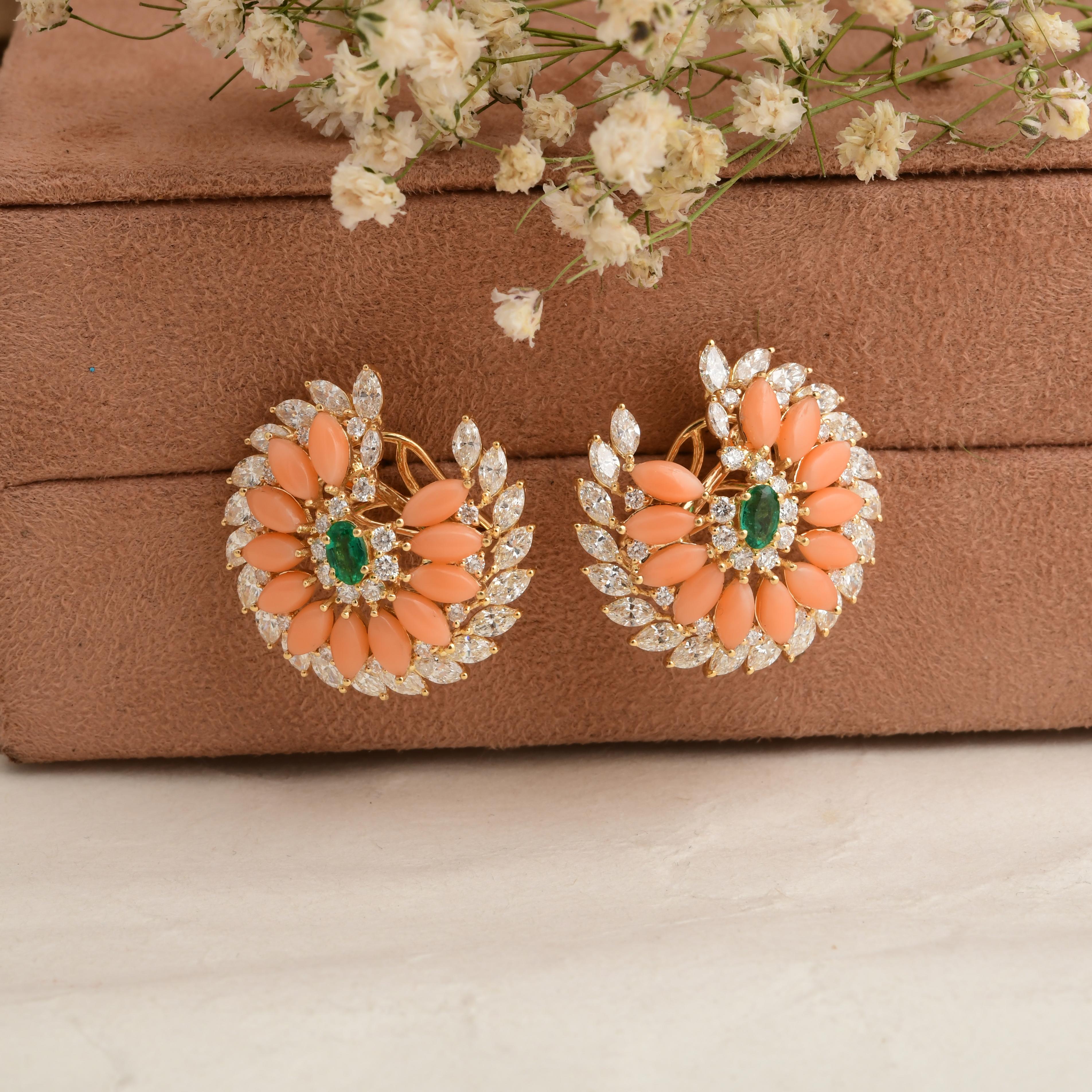 Pendientes de oro amarillo de 18 quilates con esmeralda coralina de 6,02 quilates y diamante SI/H de 4,62 quilates Moderno en venta