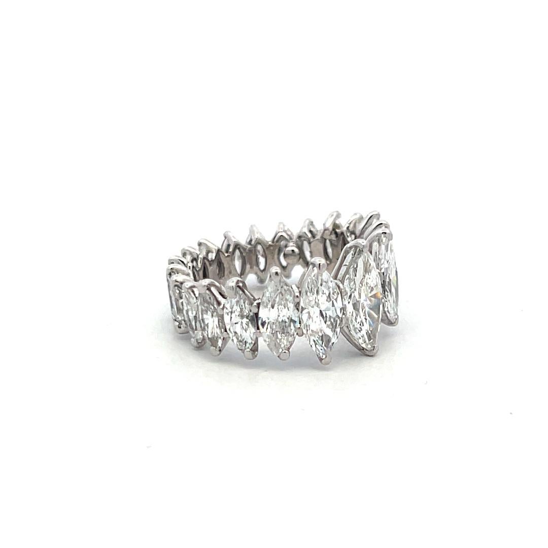 Titre :
6.02 Carat Marquis Shape G SI-I1 Diamond Platinum Band Ring
Le style :
Bande
Métal :
Platine
Pierre précieuse 1 :
Diamant de 4,9 carats
Nombre de pierres :
19
Couleur :
G
La clarté :
SI
Forme :
Forme Marquis
Pierre précieuse 2 :
Diamant de