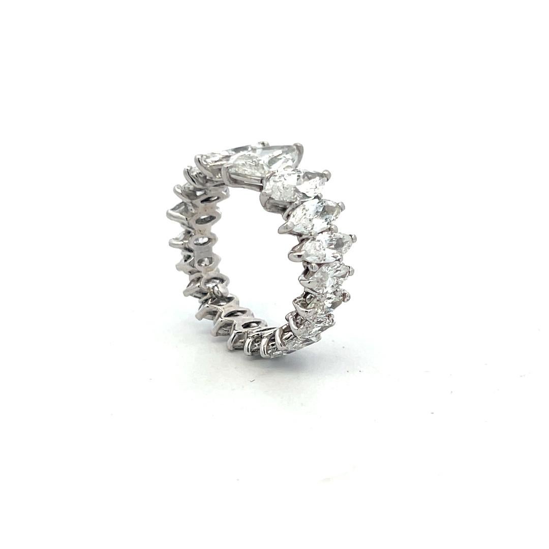 Bague d'éternité en platine avec diamants de forme marquise G SI-I1 de 6,02 carats en vente 3