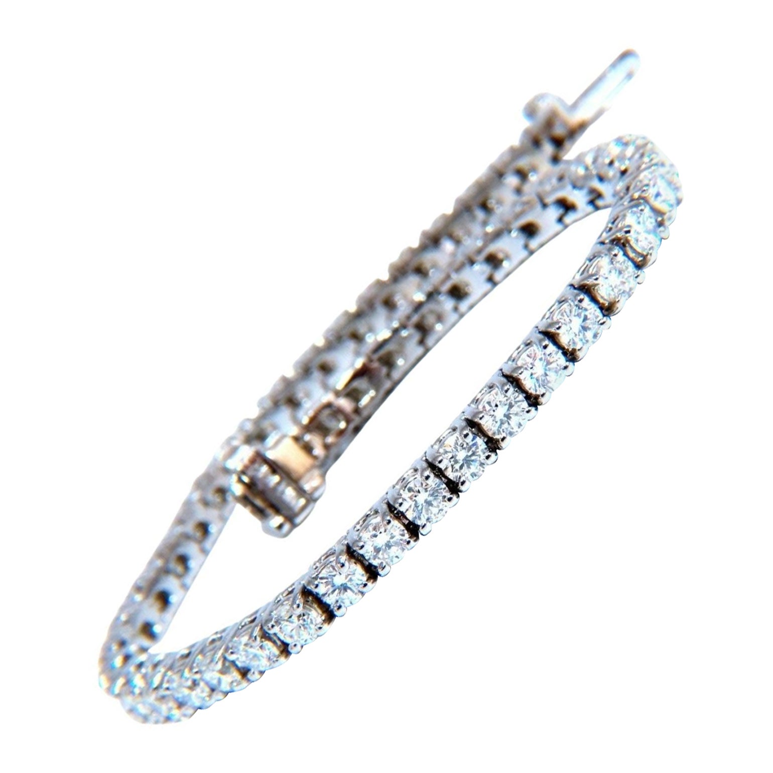 Pulsera tipo «tennis» con eslabones de diamantes redondos naturales de 6,02 quilates, 14kt*