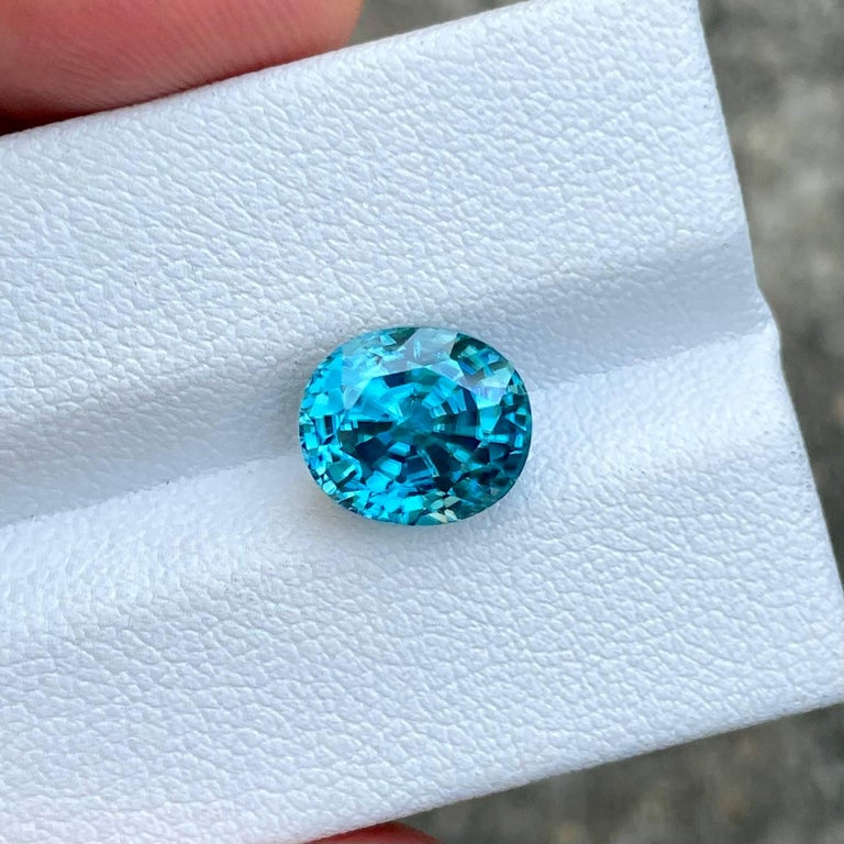 Zircon Bleu Naturel Du Cambodge - 6,45 Carats, Taille Ovale, Qualité AAAA, Clarté IF, Chauffé - Pierre Gemme Pour Bijouterie