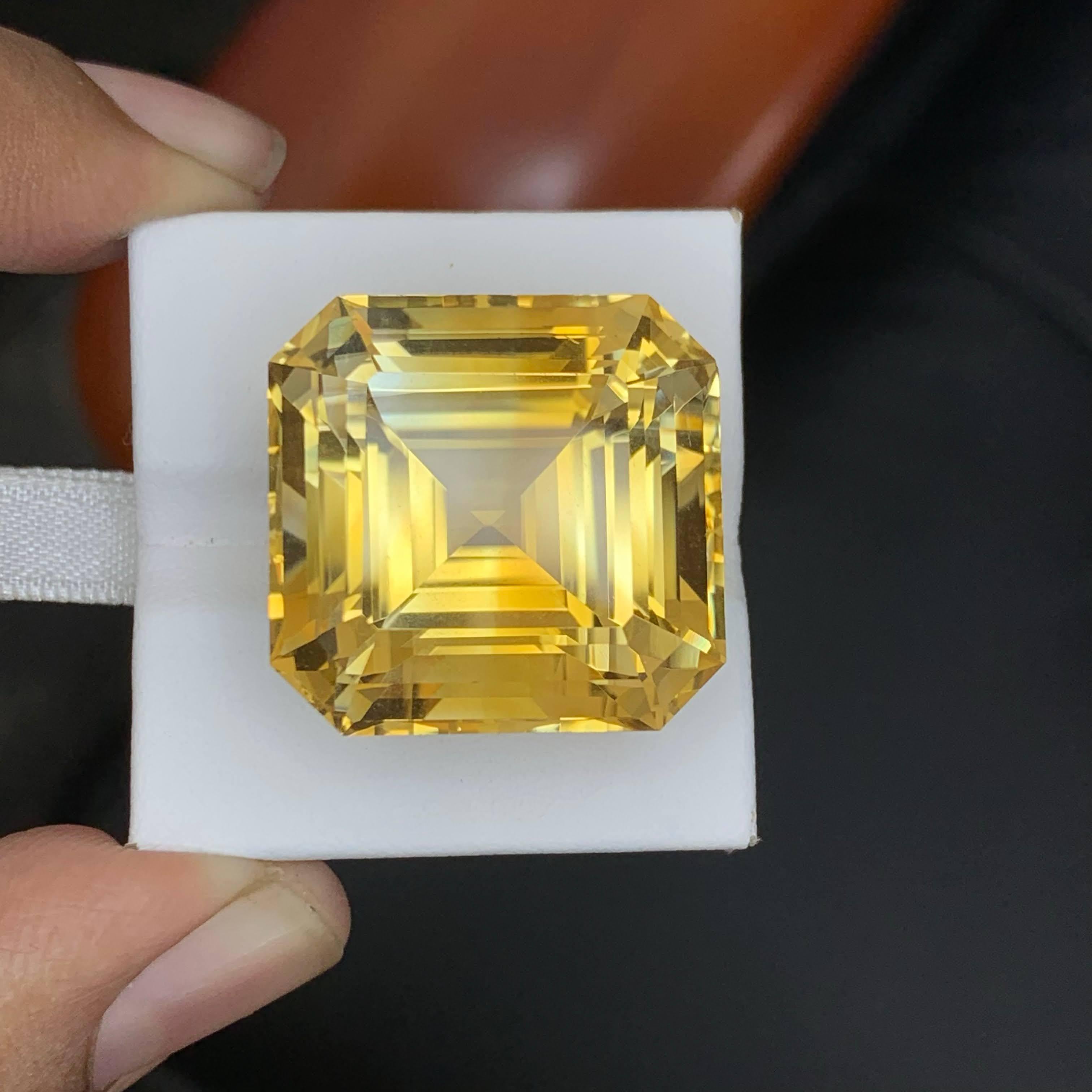 Gema brasileña suelta de citrino amarillo dorado de 60,25 quilates, talla Asscher en venta 4