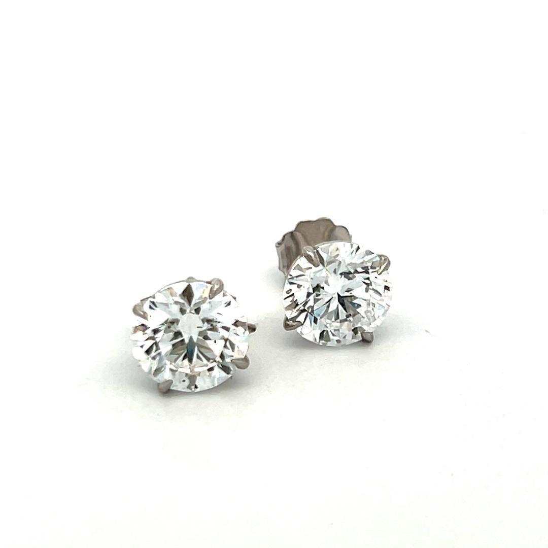 Orecchini con diamante brillante rotondo 6,02ct D SI1 in oro bianco 18 carati (GIA) in vendita 4