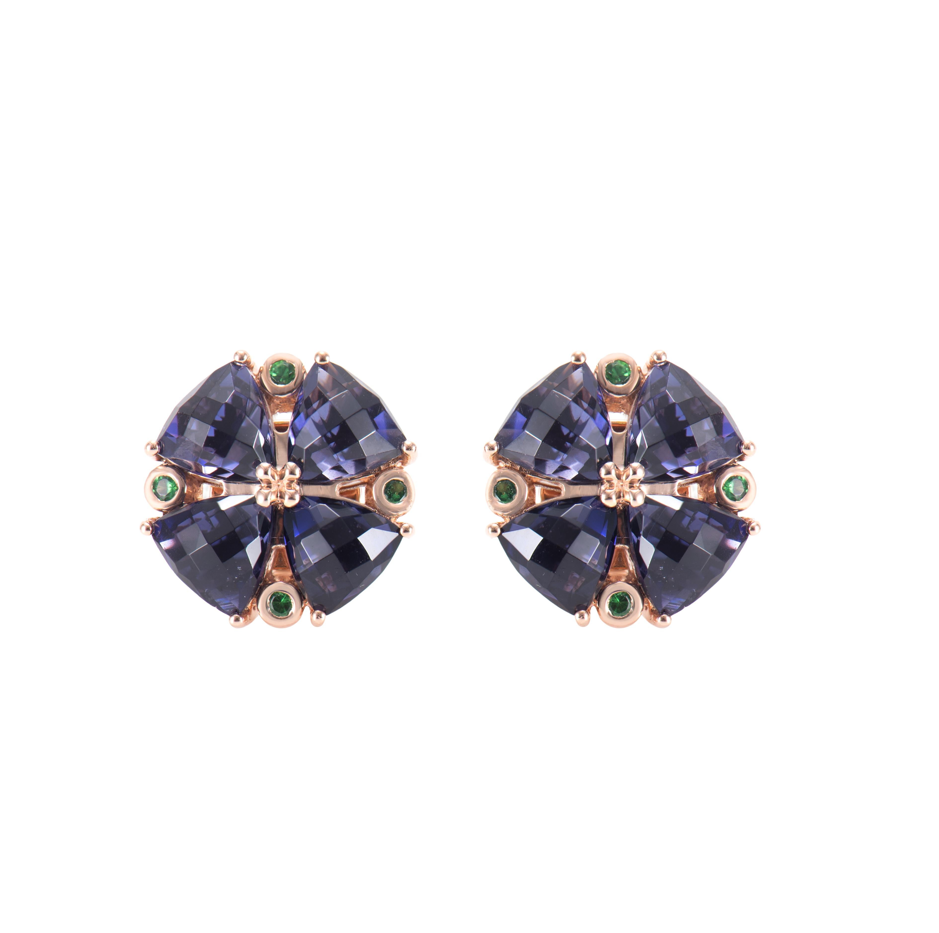 Contemporary 6.03 Carat Iolite Stud Earring in 18Karat Rose Gold with Tsavorite. For Sale