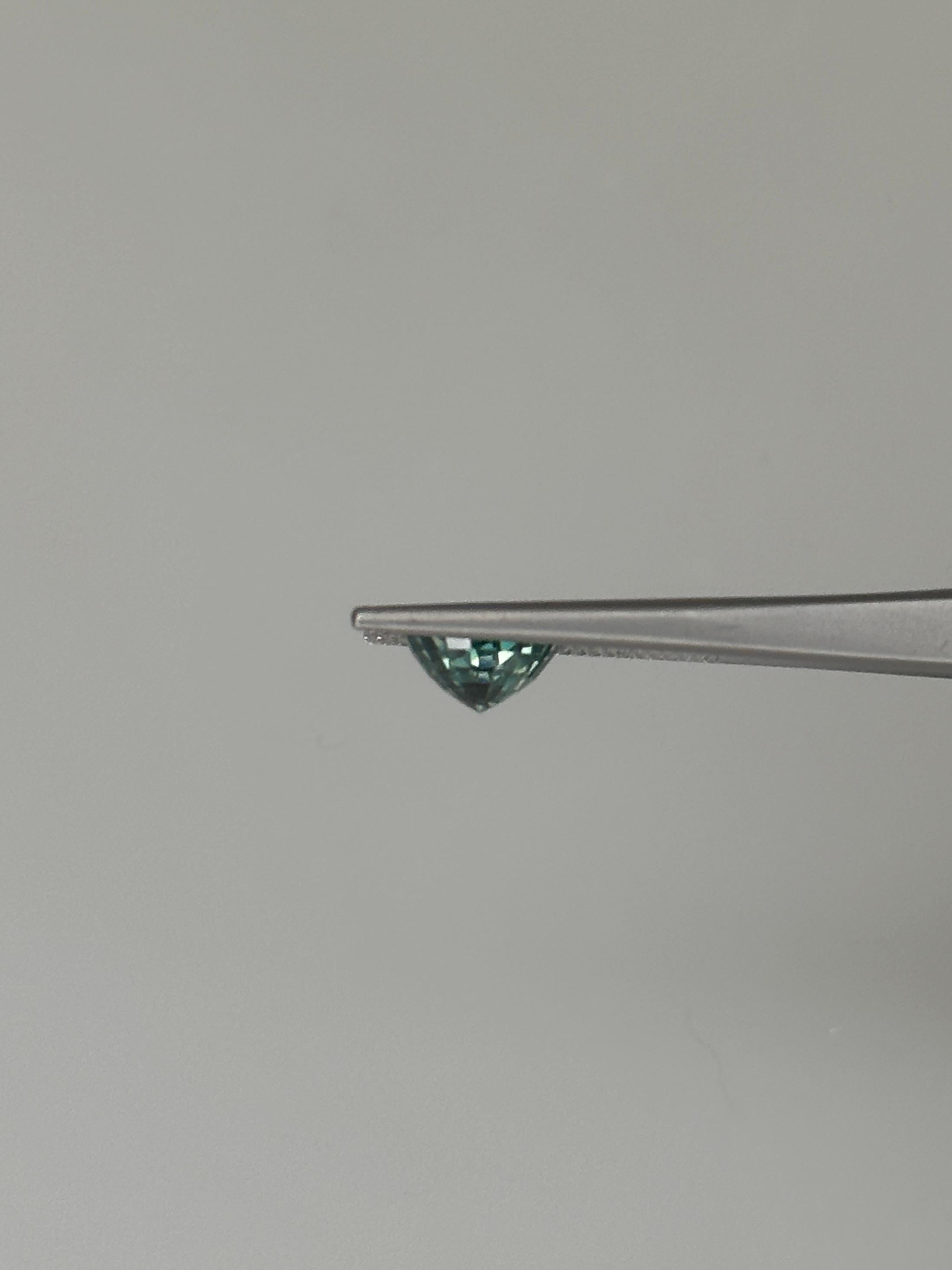 6.03 Carat Natural Mint Blue Zircon In New Condition In Hua Hin, TH