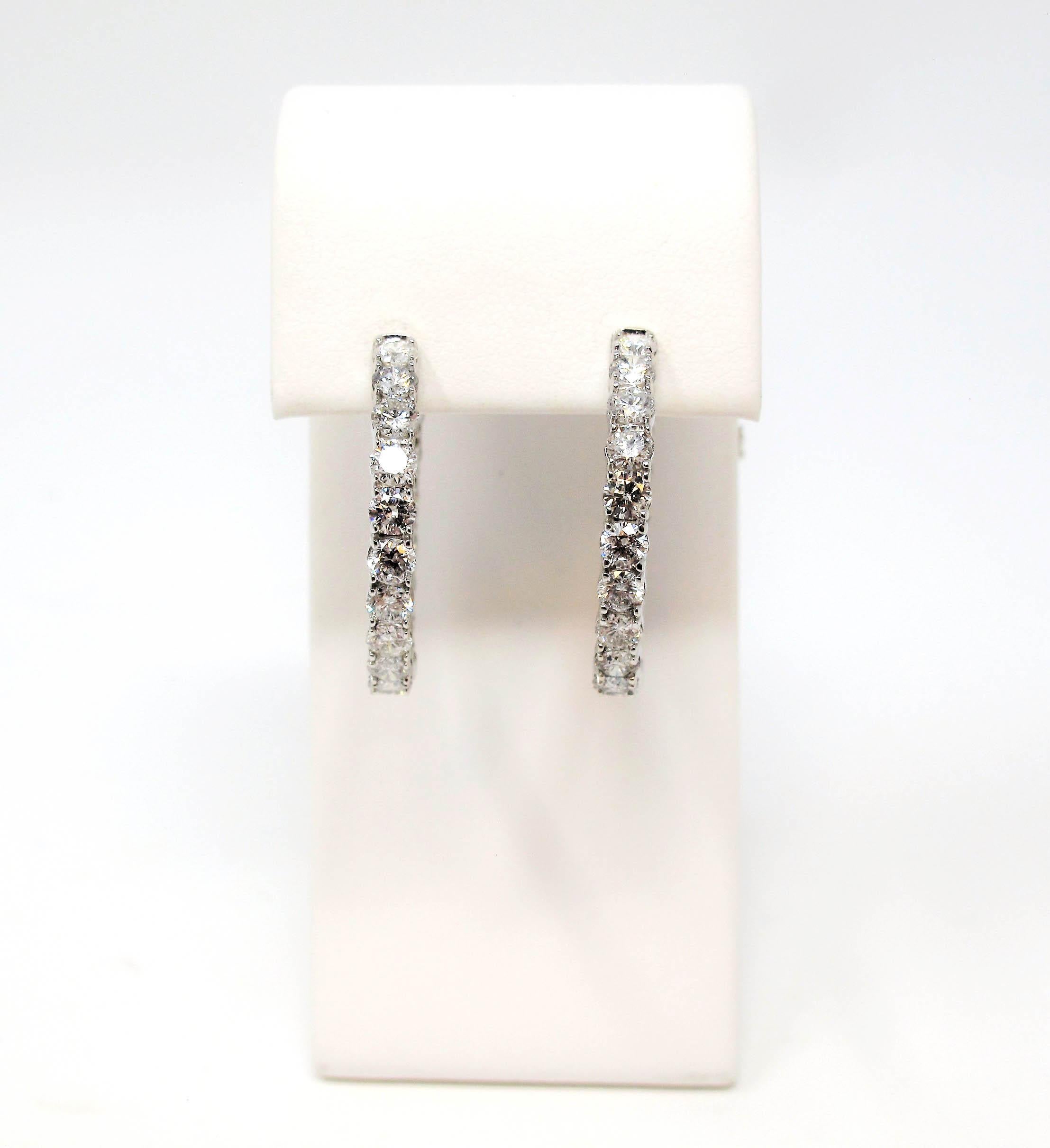 Contemporary 6.03 Carat Round Brilliant Diamond Hinged Hoop Earrings 14 Karat White Gold For Sale