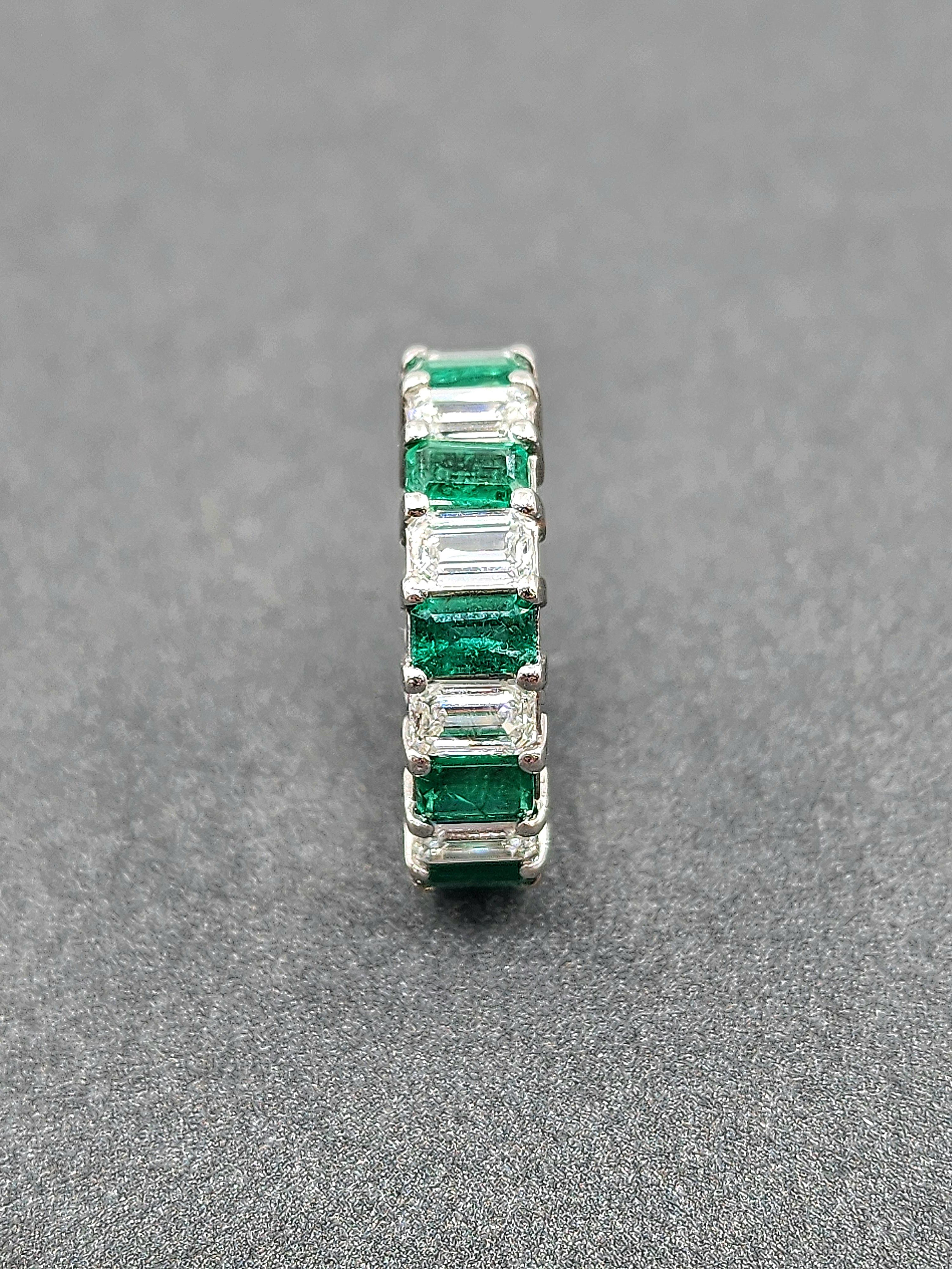 Exquisite 6.03 Carat Colombian Emerald & Diamond Eternity Band For Sale 1