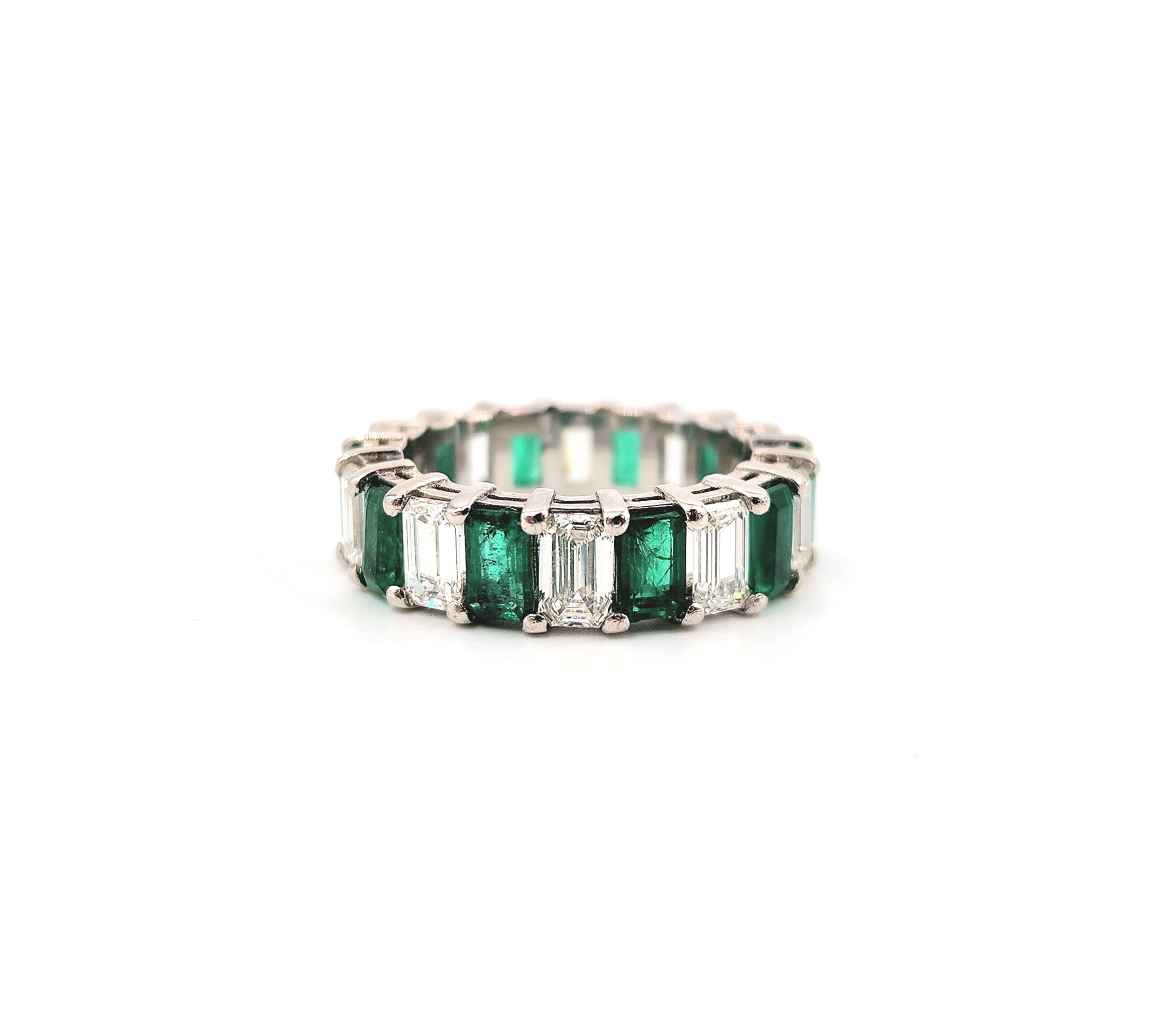 Exquisite 6.03 Carat Colombian Emerald & Diamond Eternity Band For Sale 3