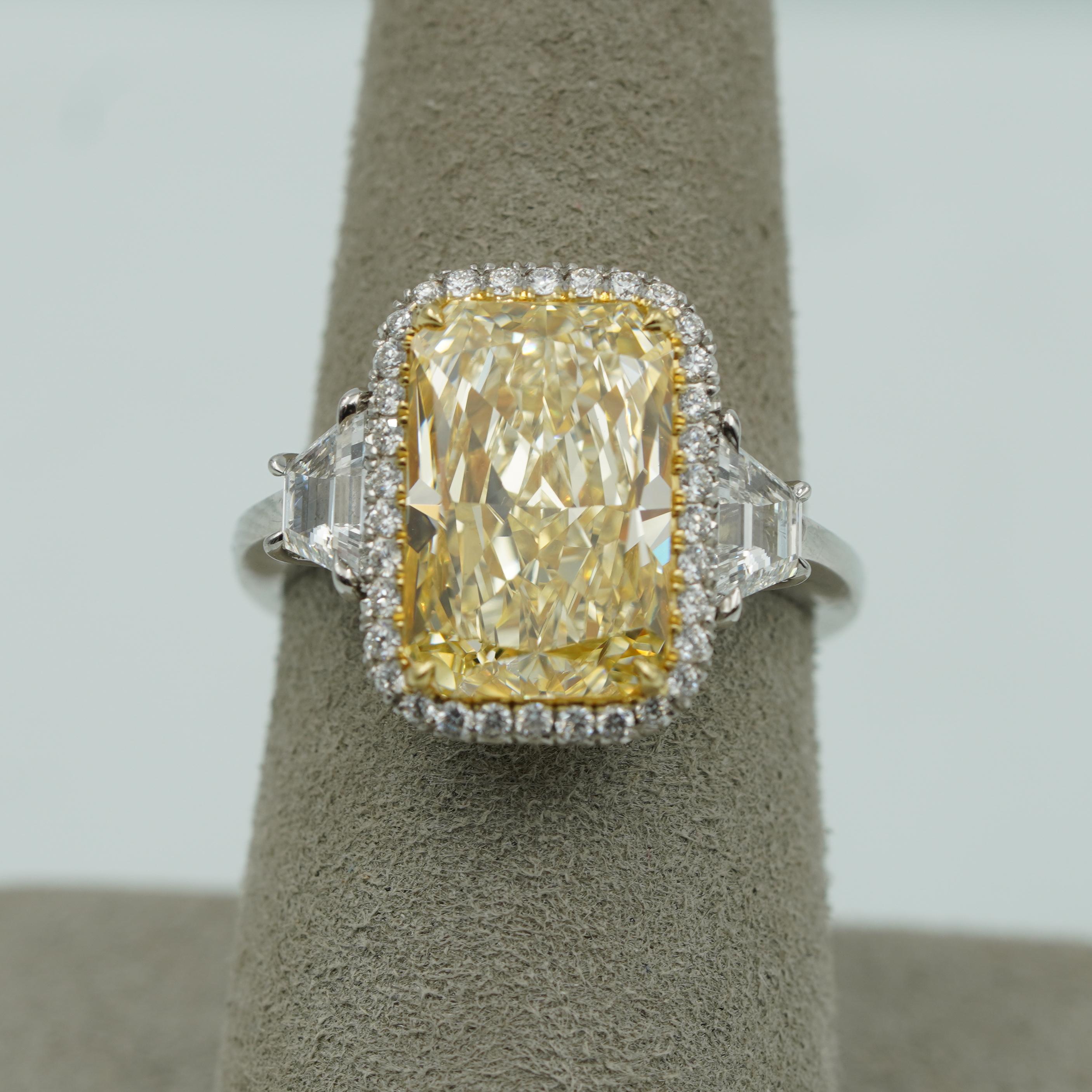 6.03ct Fancy Yellow Radiant Cut Diamond Rahaminov 18K & Platinum Ring  In New Condition For Sale In Carmel, IN