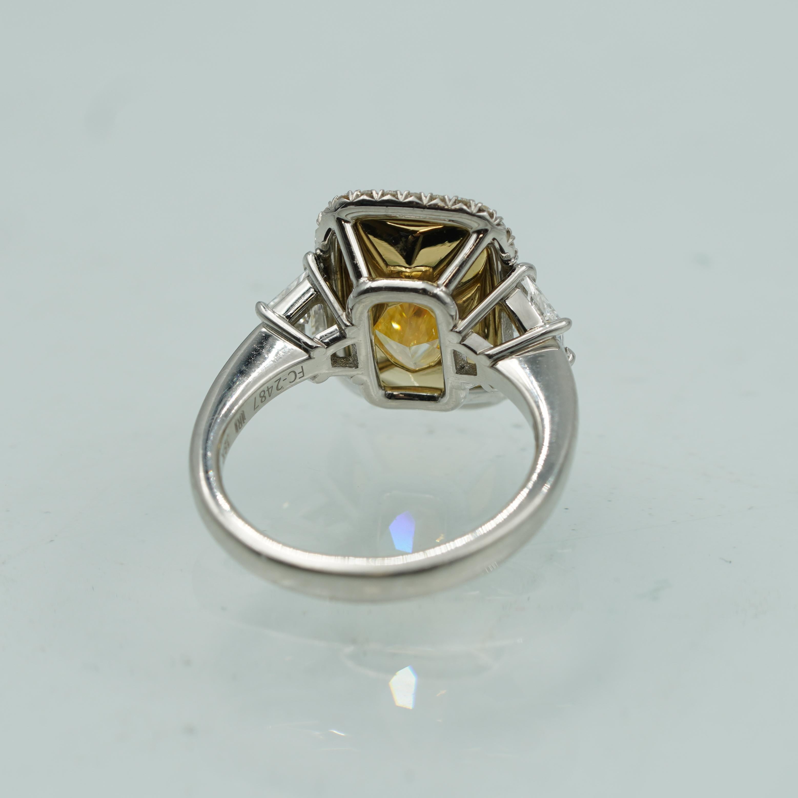 6.03ct Fancy Yellow Radiant Cut Diamond Rahaminov 18K & Platinum Ring  For Sale 1