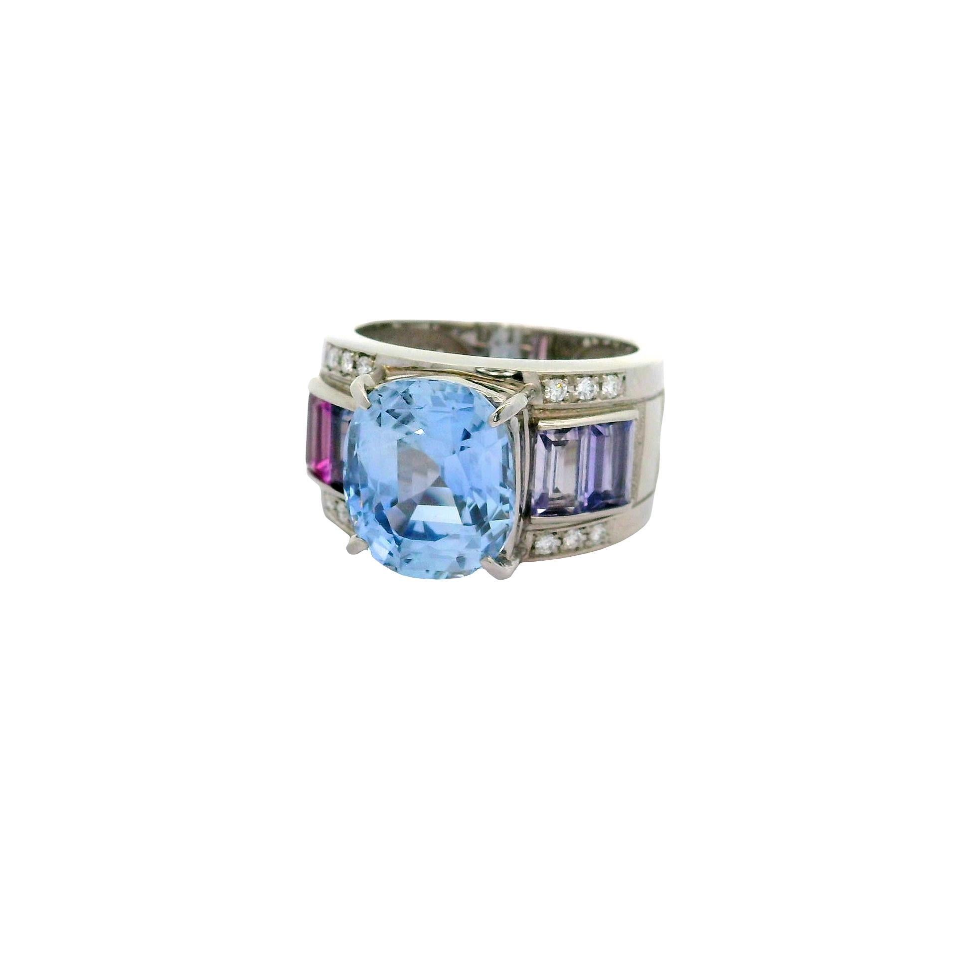 Contemporain Bague en platine avec saphir bleu de Ceylan non chauffé de 6.04 carats et diamants certifiés GIA en vente