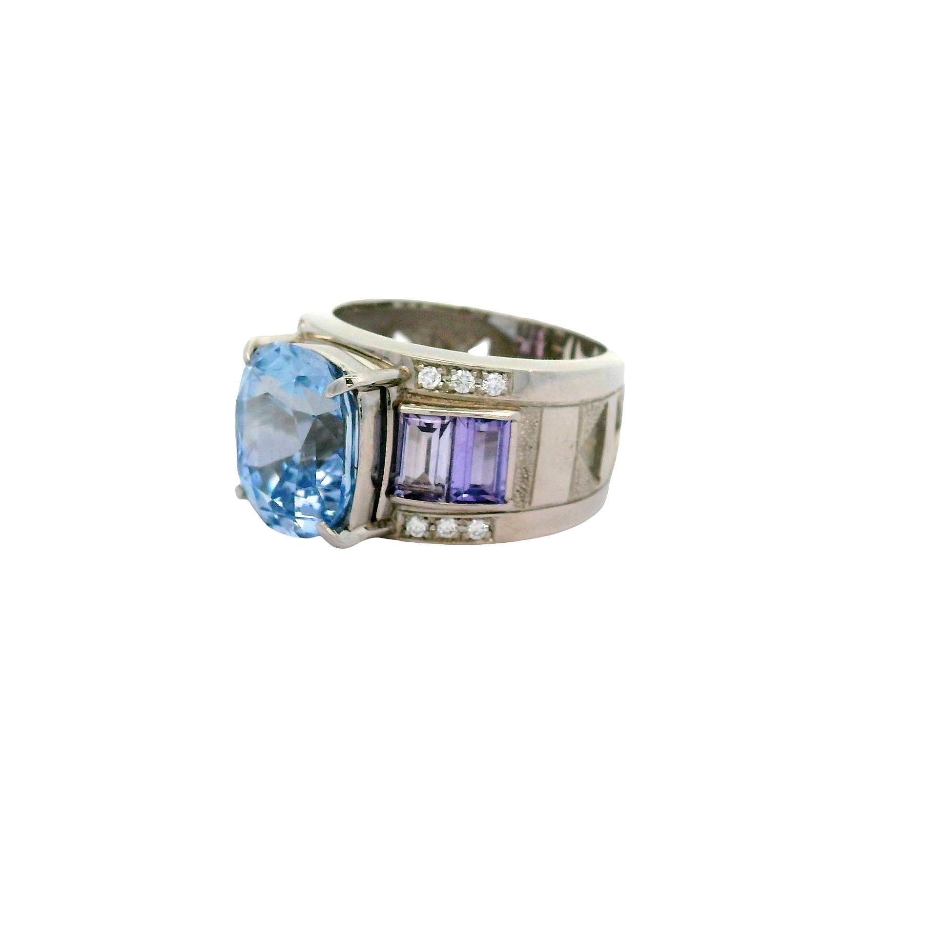 Bague en platine avec saphir bleu de Ceylan non chauffé de 6.04 carats et diamants certifiés GIA Excellent état - En vente à Beverly Hills, CA