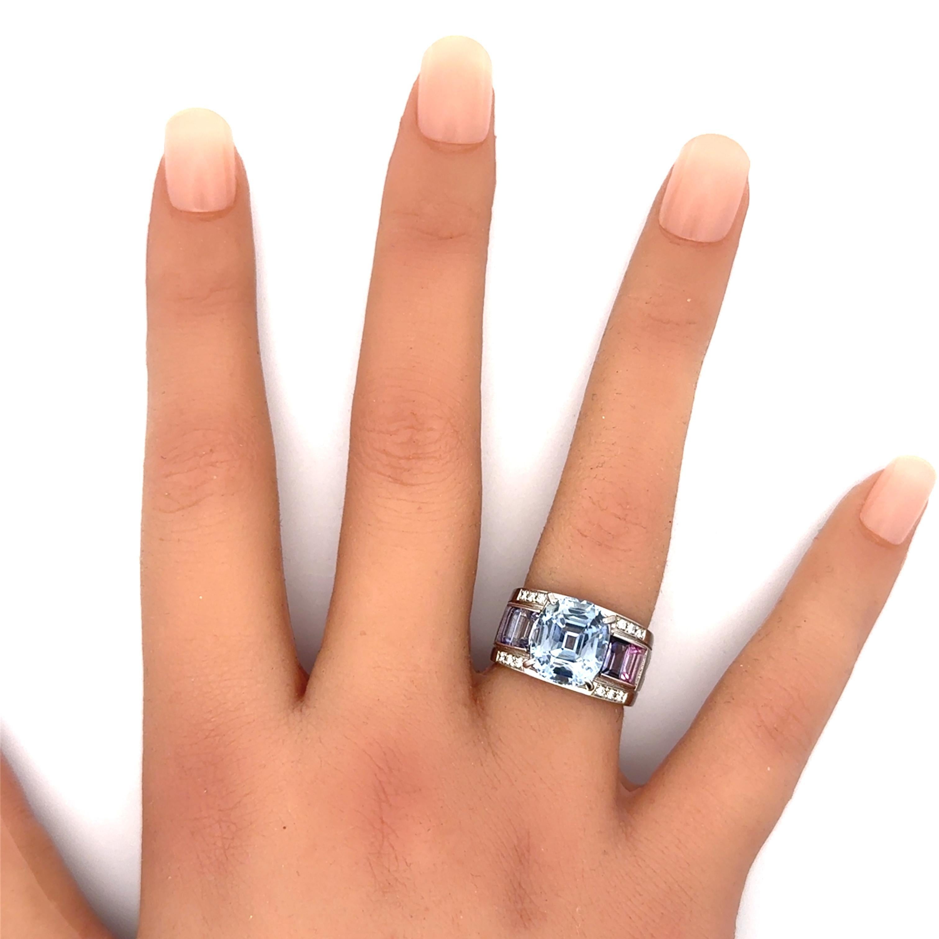 Bague en platine avec saphir bleu de Ceylan non chauffé de 6.04 carats et diamants certifiés GIA Pour femmes en vente