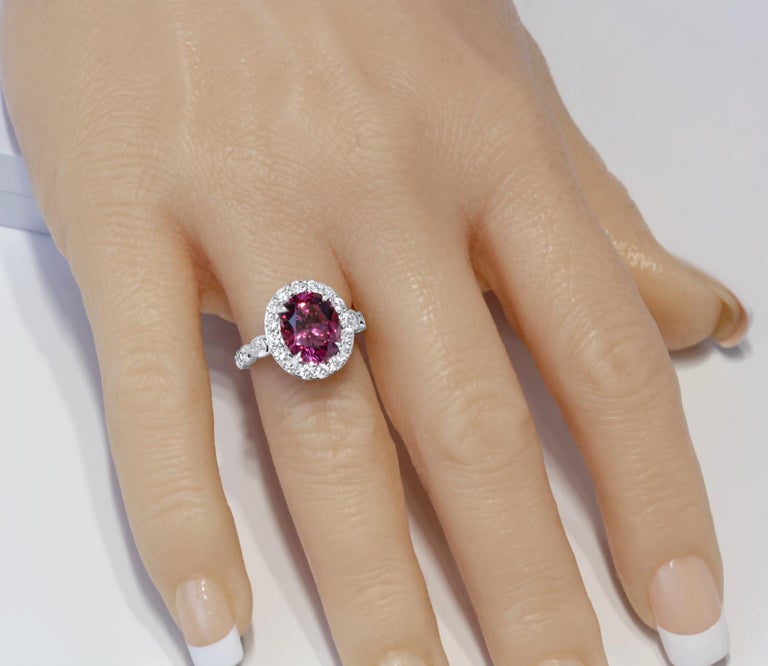 6.04 Carat Oval Cut Raspberry Garnet and 1.2 Carat Diamond Ring in 14k White In New Condition For Sale In New York, NY