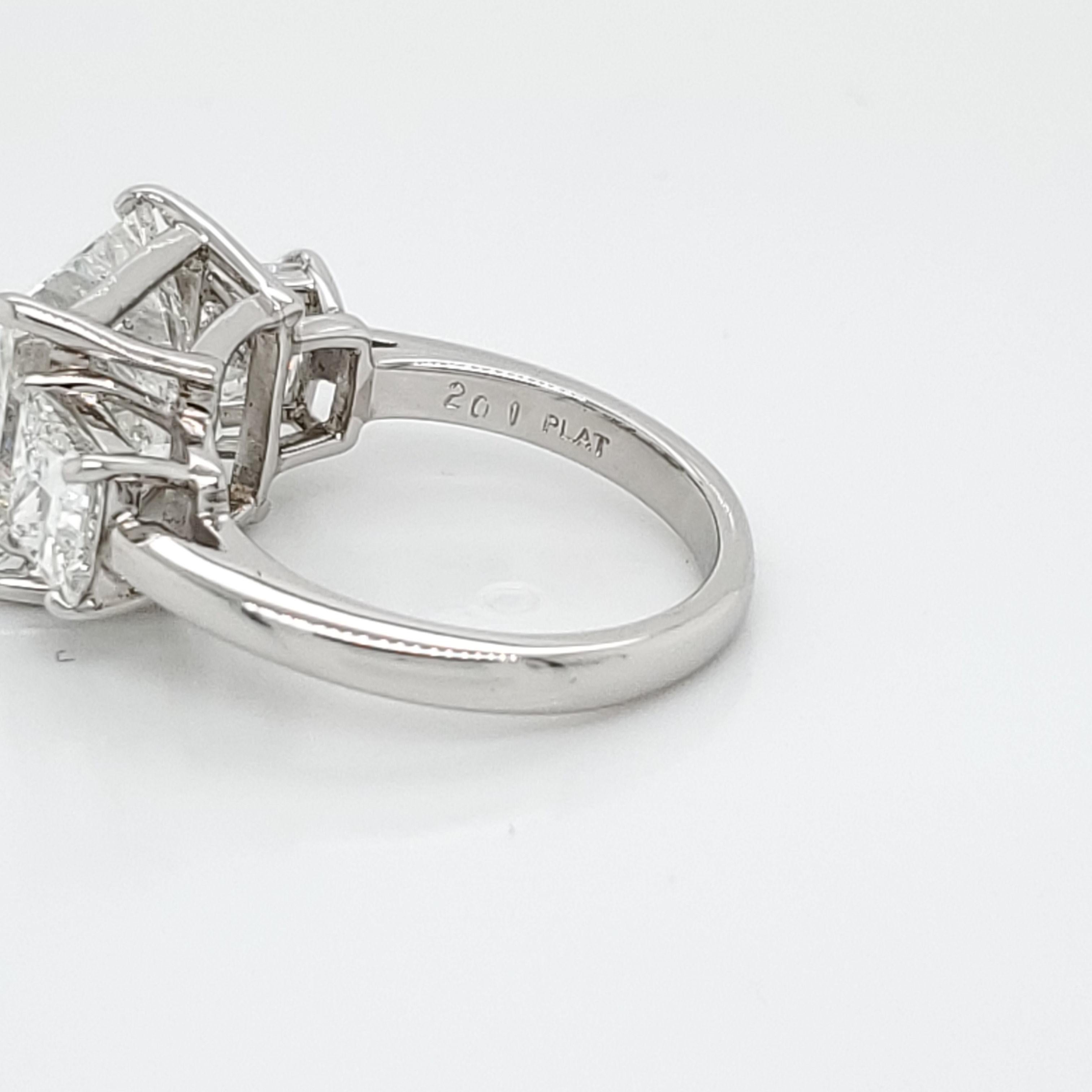 6.04 Carat Princess Cut Three-Stone Ring In New Condition In New York, NY