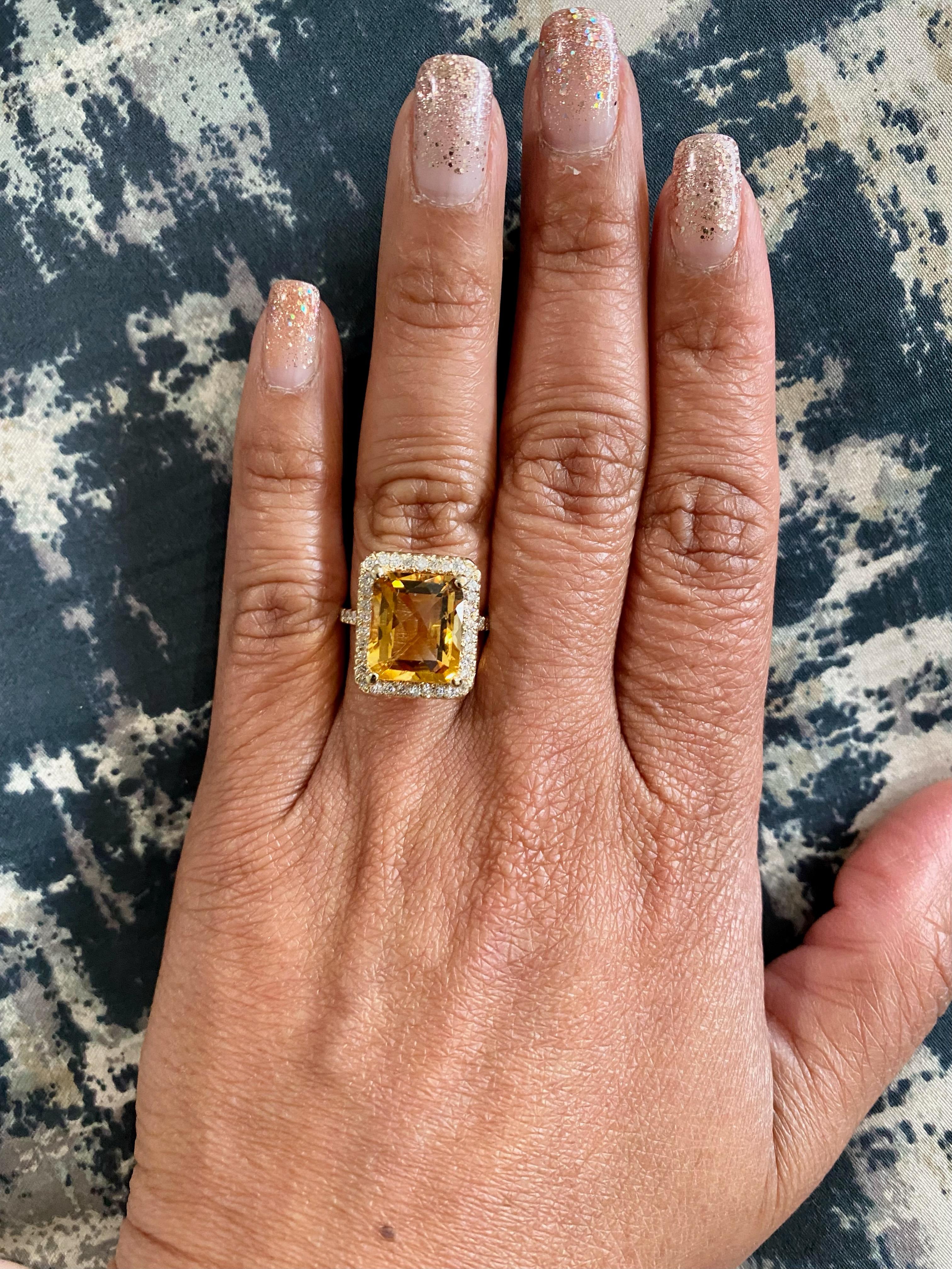 6.05 Carat Emerald Cut Citrine Diamond 14 Karat Yellow Gold Engagement Ring In New Condition In Los Angeles, CA