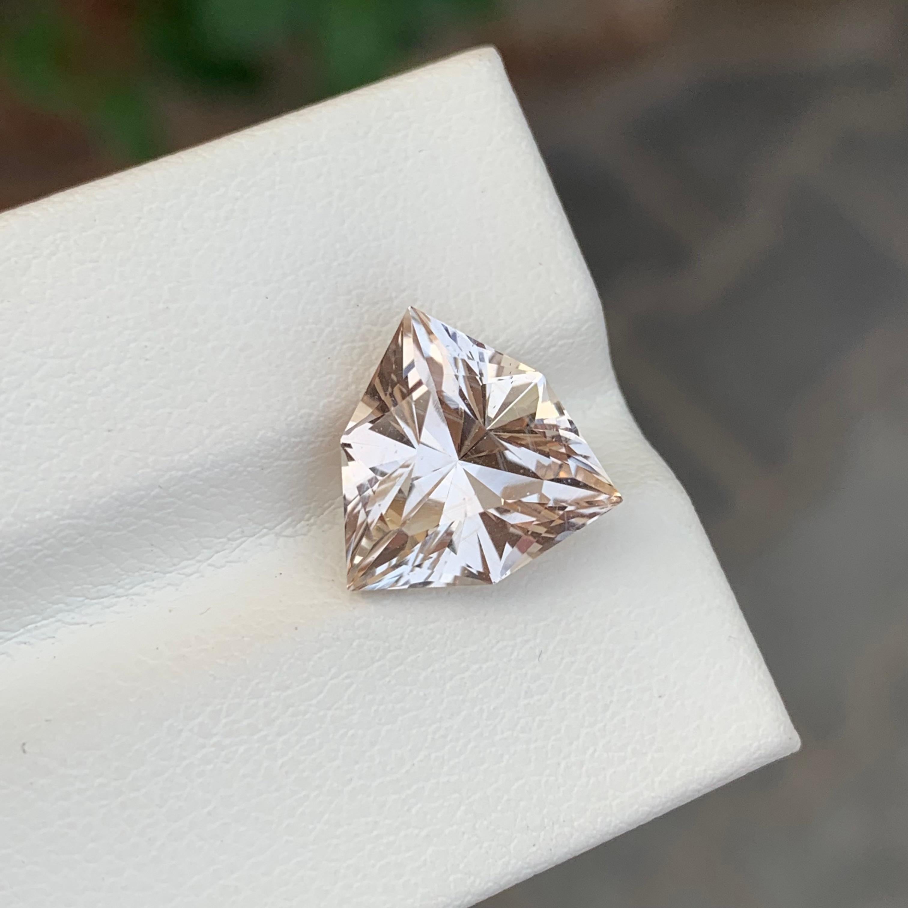 6.05 Carat Natural Loose Golden Topaz Shield Cut Gemstone For Sale 5