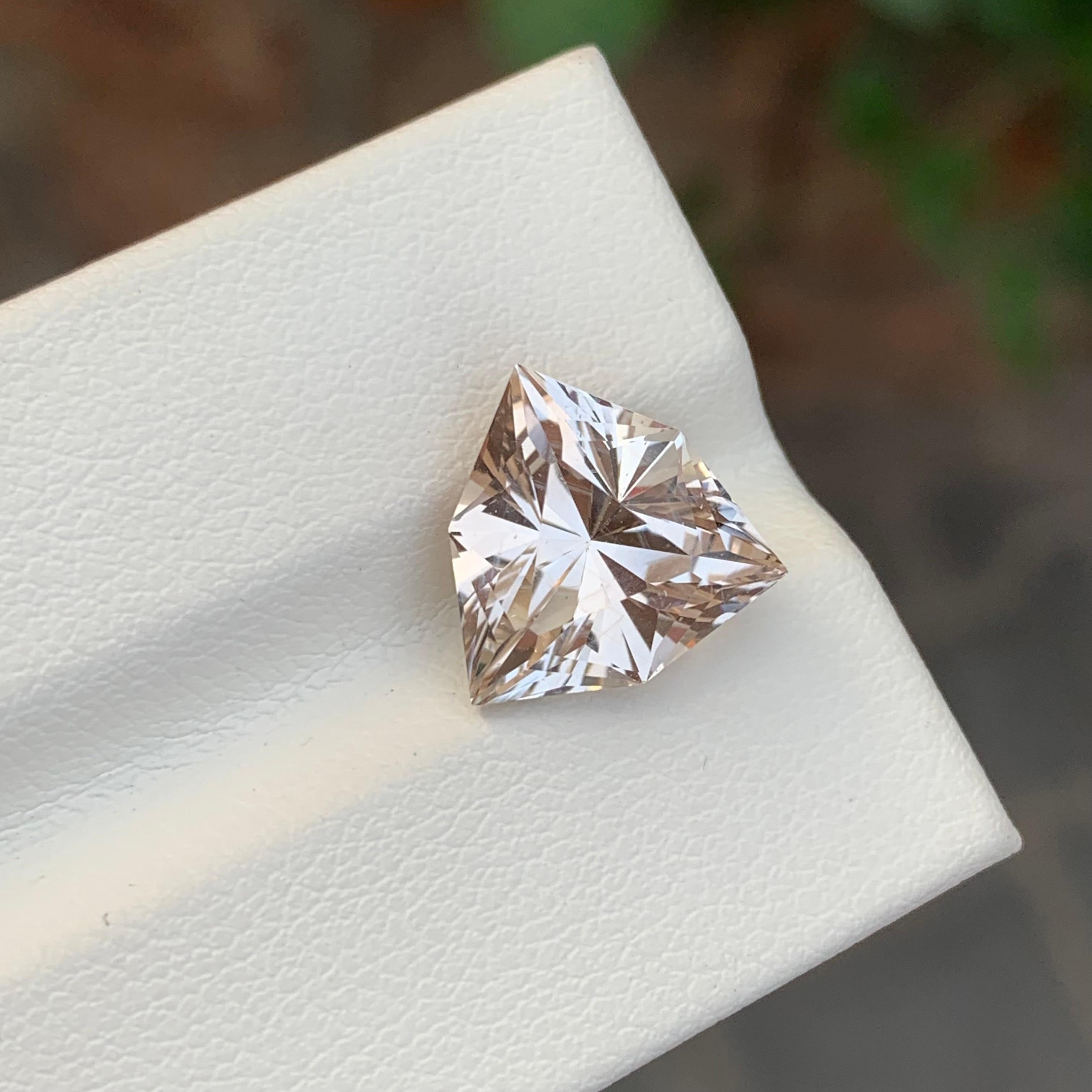 Arts and Crafts 6.05 Carat Natural Loose Golden Topaz Shield Cut Gemstone For Sale