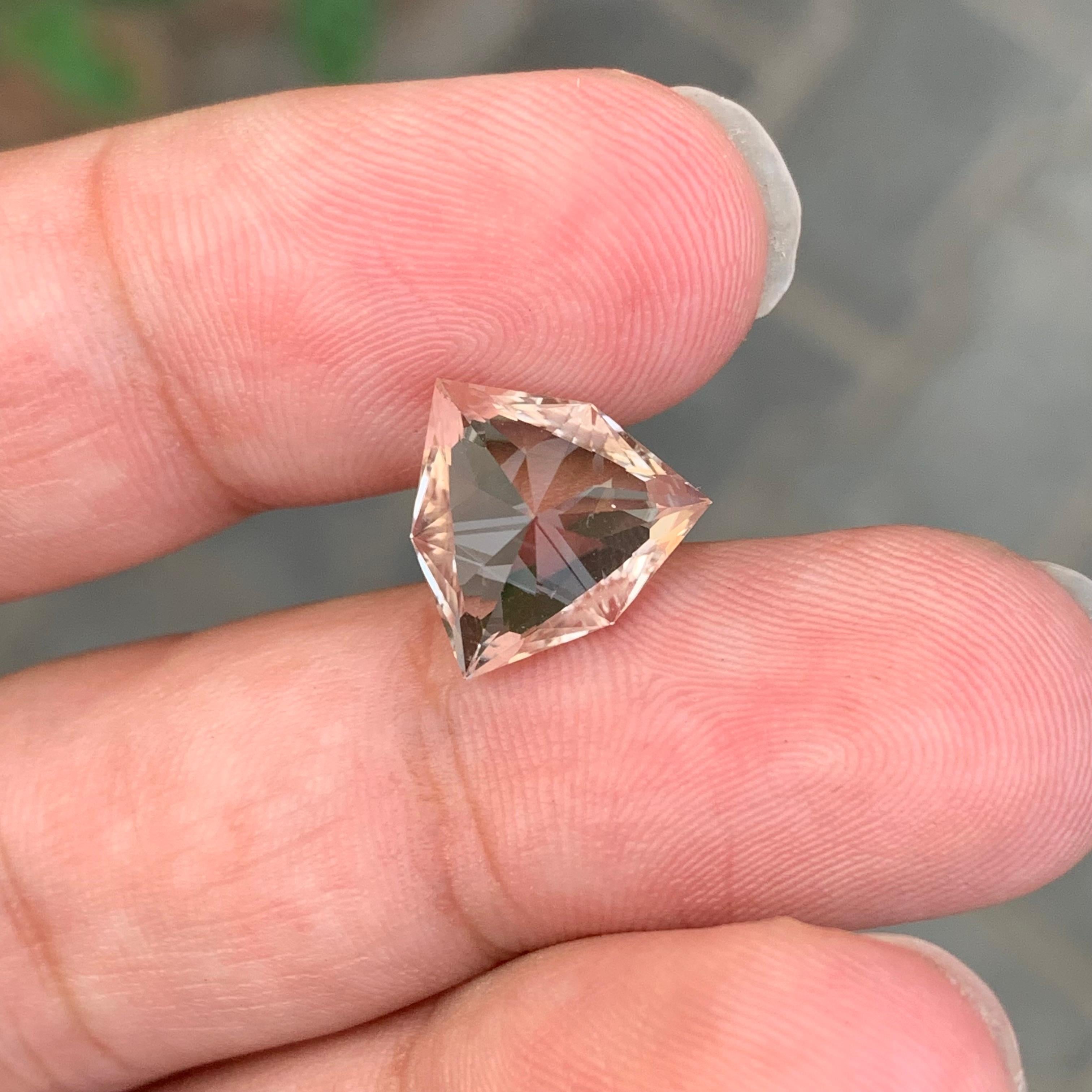 6.05 Carat Natural Loose Golden Topaz Shield Cut Gemstone For Sale 4
