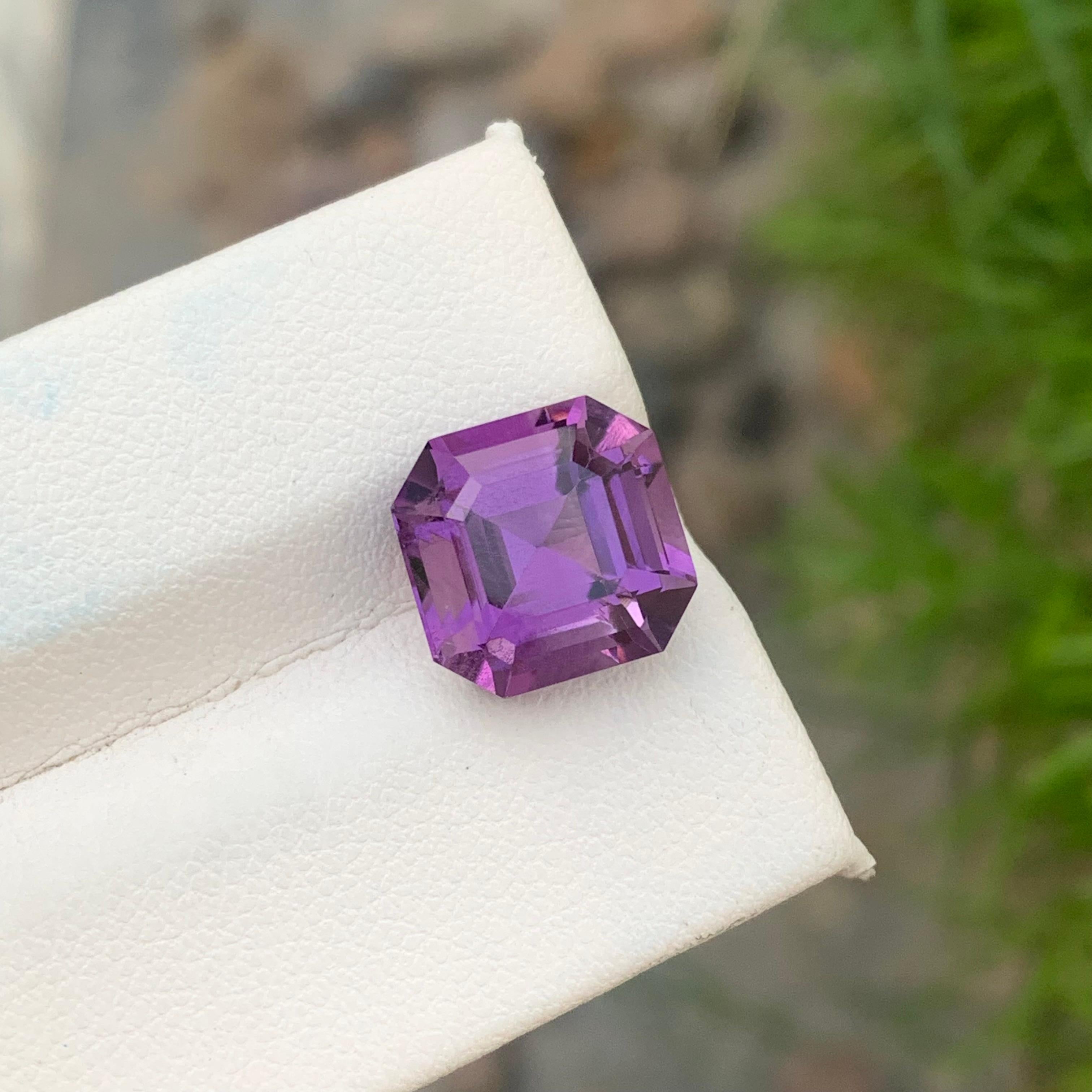 6.05 Carat Stunning Natural Loose Purple Amethyst Asscher Cut Gemstone  In New Condition For Sale In Peshawar, PK