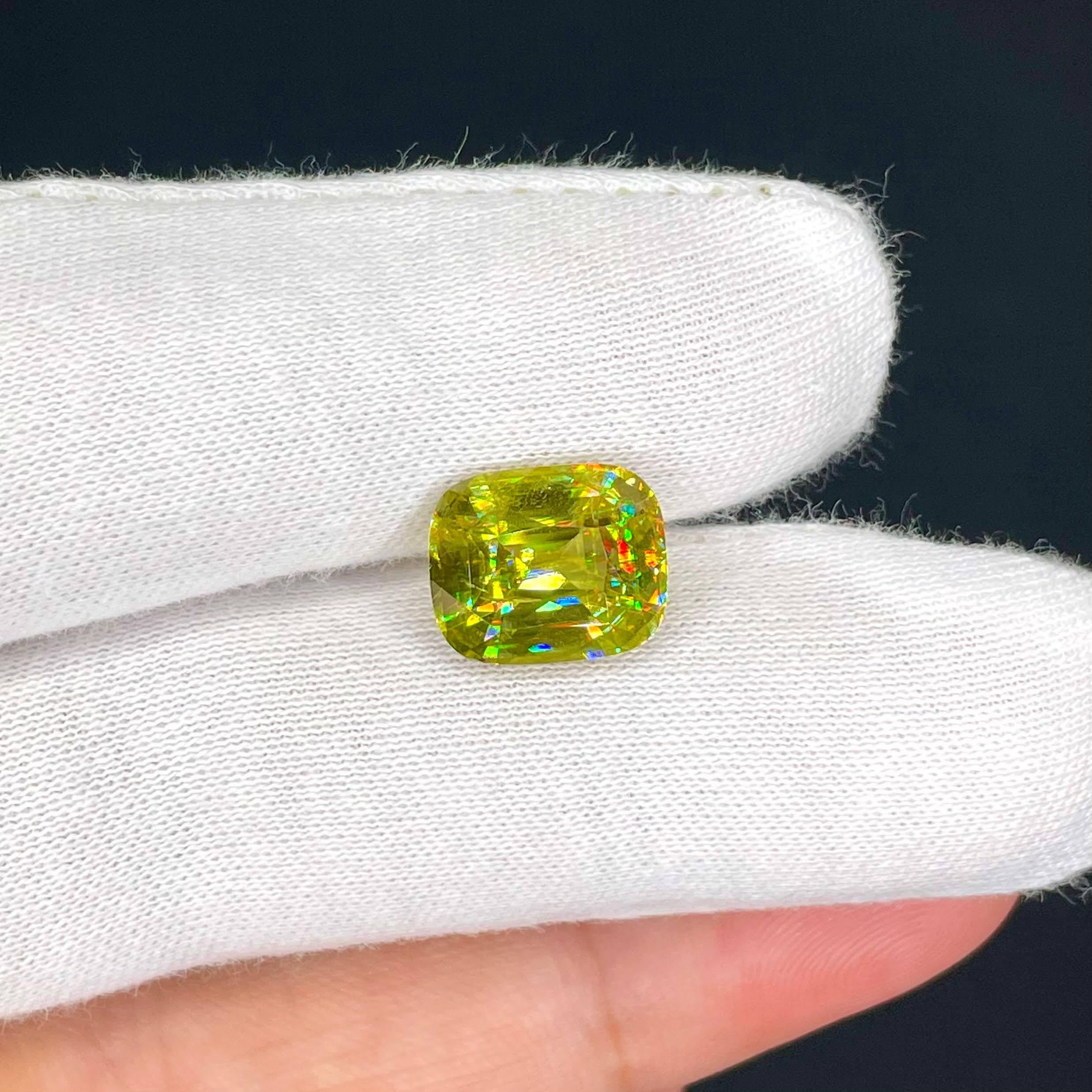 Modern 6.05 Carats Green Sphene Stone Cushion Cut Natural Madagascar's Gemstone