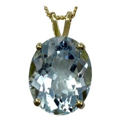 6.05 Aigue-marine bleu clair, coupe ovale, pendentif solitaire en or jaune 18k
