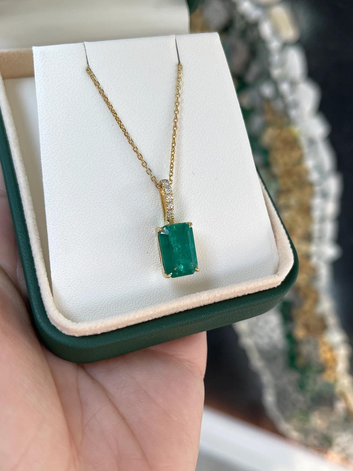 6.05tcw 18K Fine Emerald Cut Emerald Prong Set & Diamond Bale Accent Pendant 750 In New Condition For Sale In Jupiter, FL