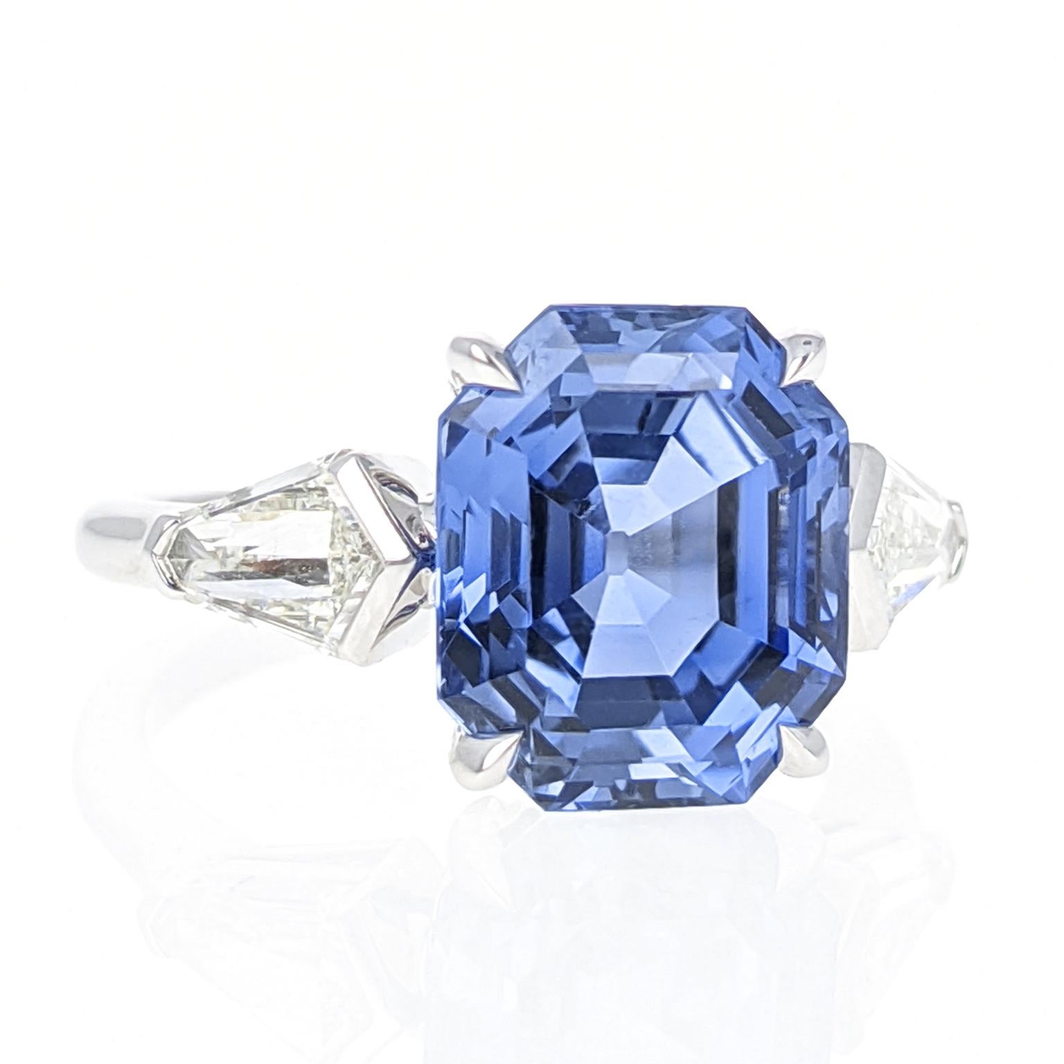 6.06 Carat Ceylon Sapphire Diamond Platinum Ring In Excellent Condition In New York, NY