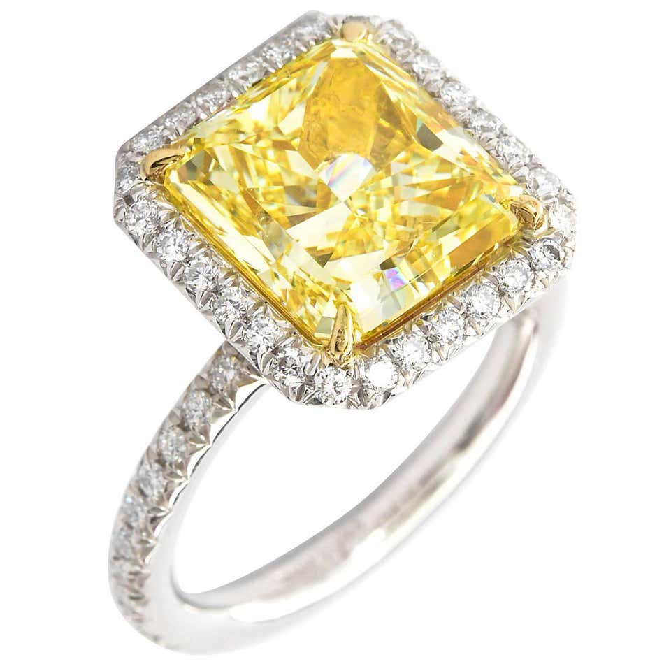 Antique Yellow Diamond Solitaire Rings - 89 For Sale at 1stdibs