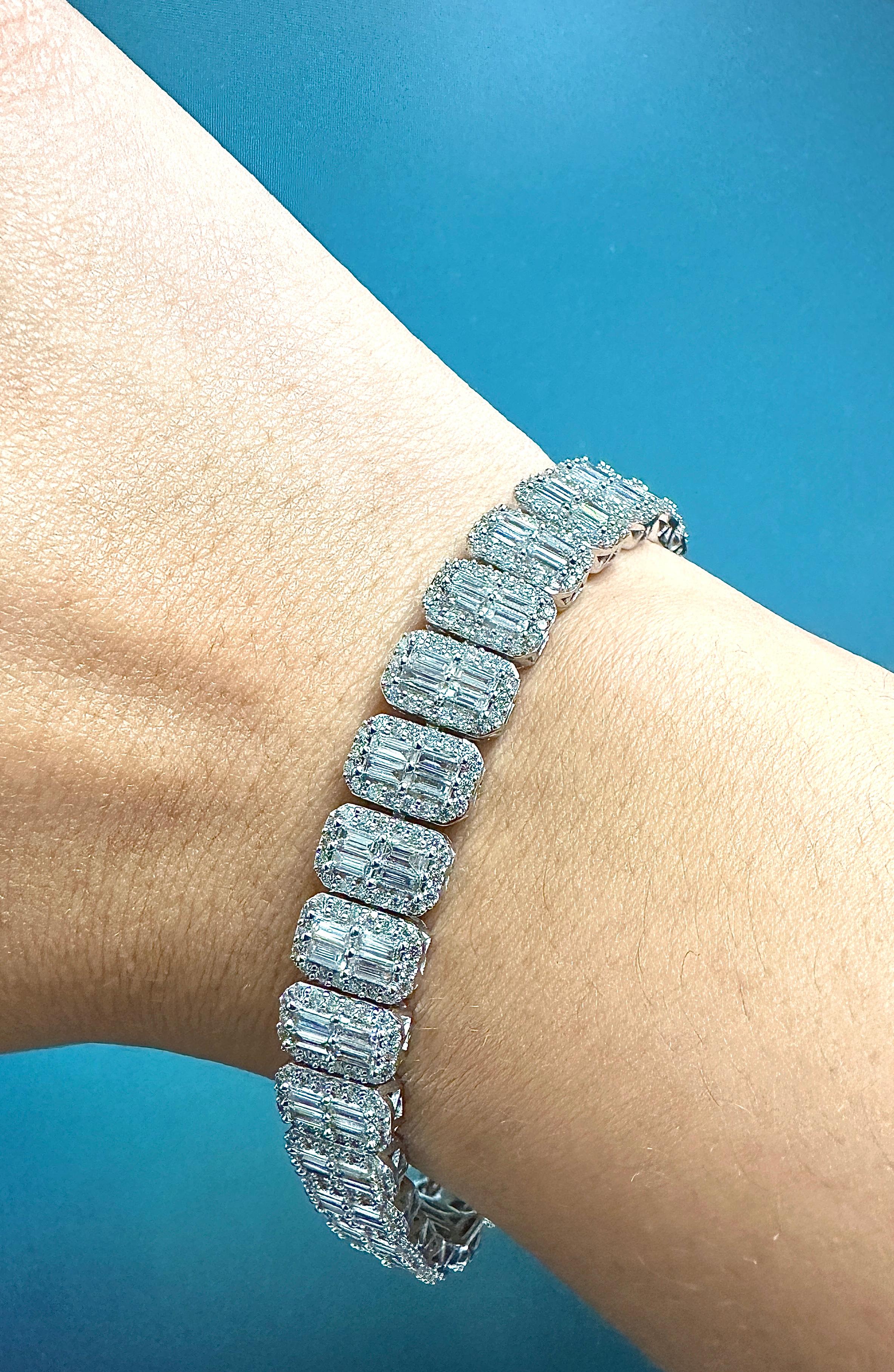 6.06 Carat Natural Diamond Bracelet F-G VS-SI 14K White Gold

100% Natural Diamonds, Not Enhanced in any way
6.06CT
F-G
VS-SI  
14K White Gold, prong style, 15.72 grams
7 inches in length
9 mm in width, 3 mm in height

B6065W
ALL OUR ITEMS ARE