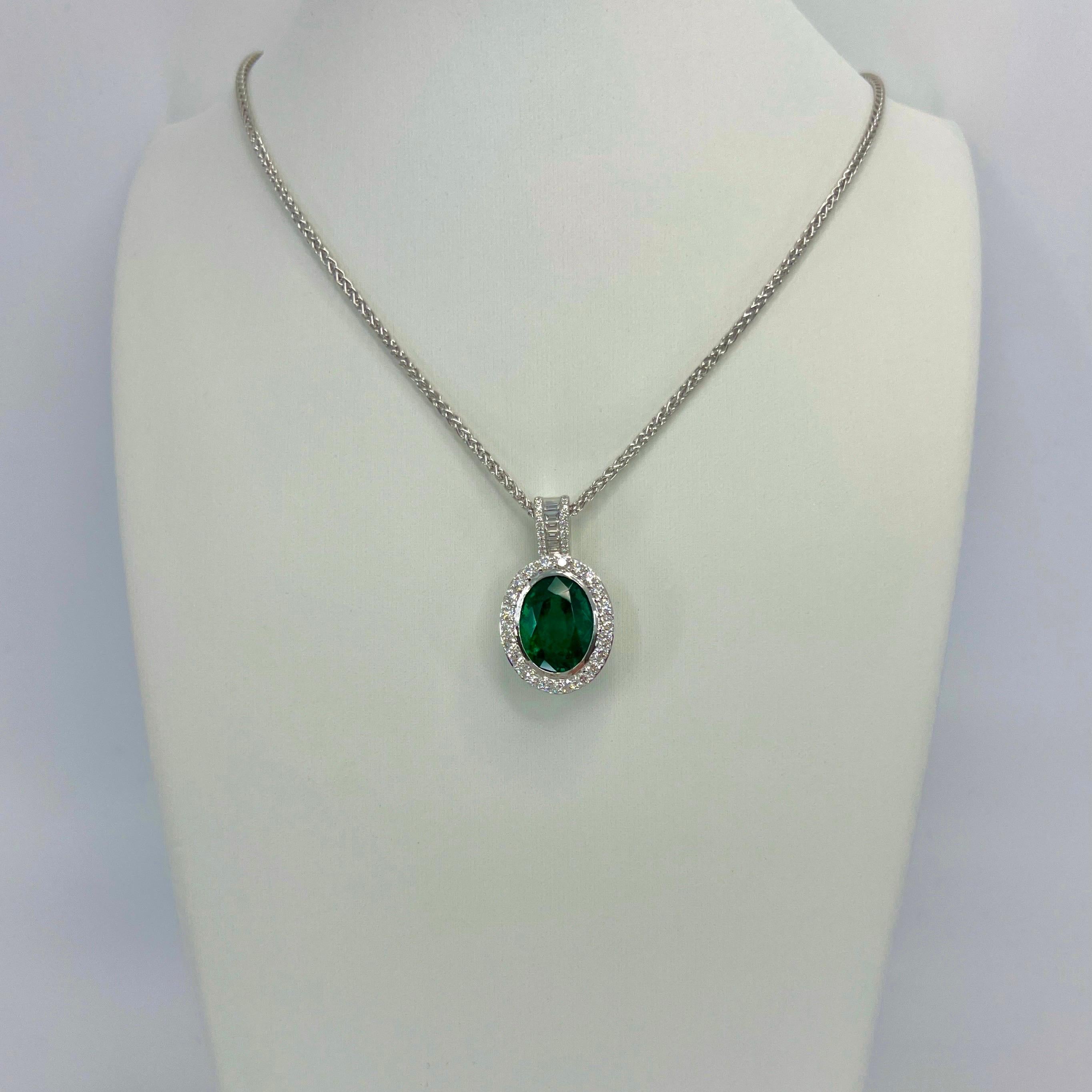 Women's or Men's 6.06ct GIA Certified Oval Cut Emerald & Diamond 18k White Gold Pendant Necklace For Sale
