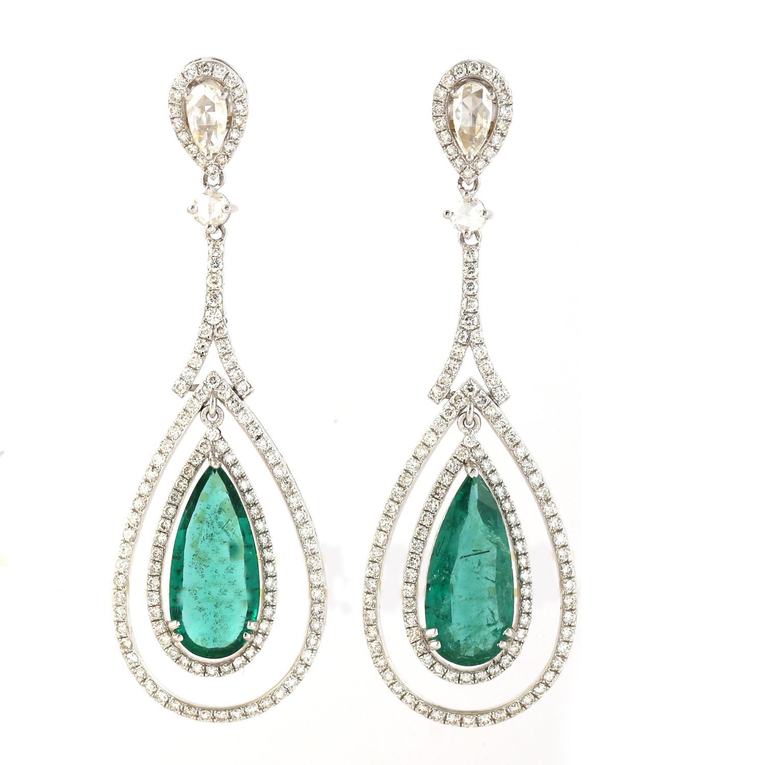 18KT: 8,996g, D: 2,82ct, Emer: 6,06ct,