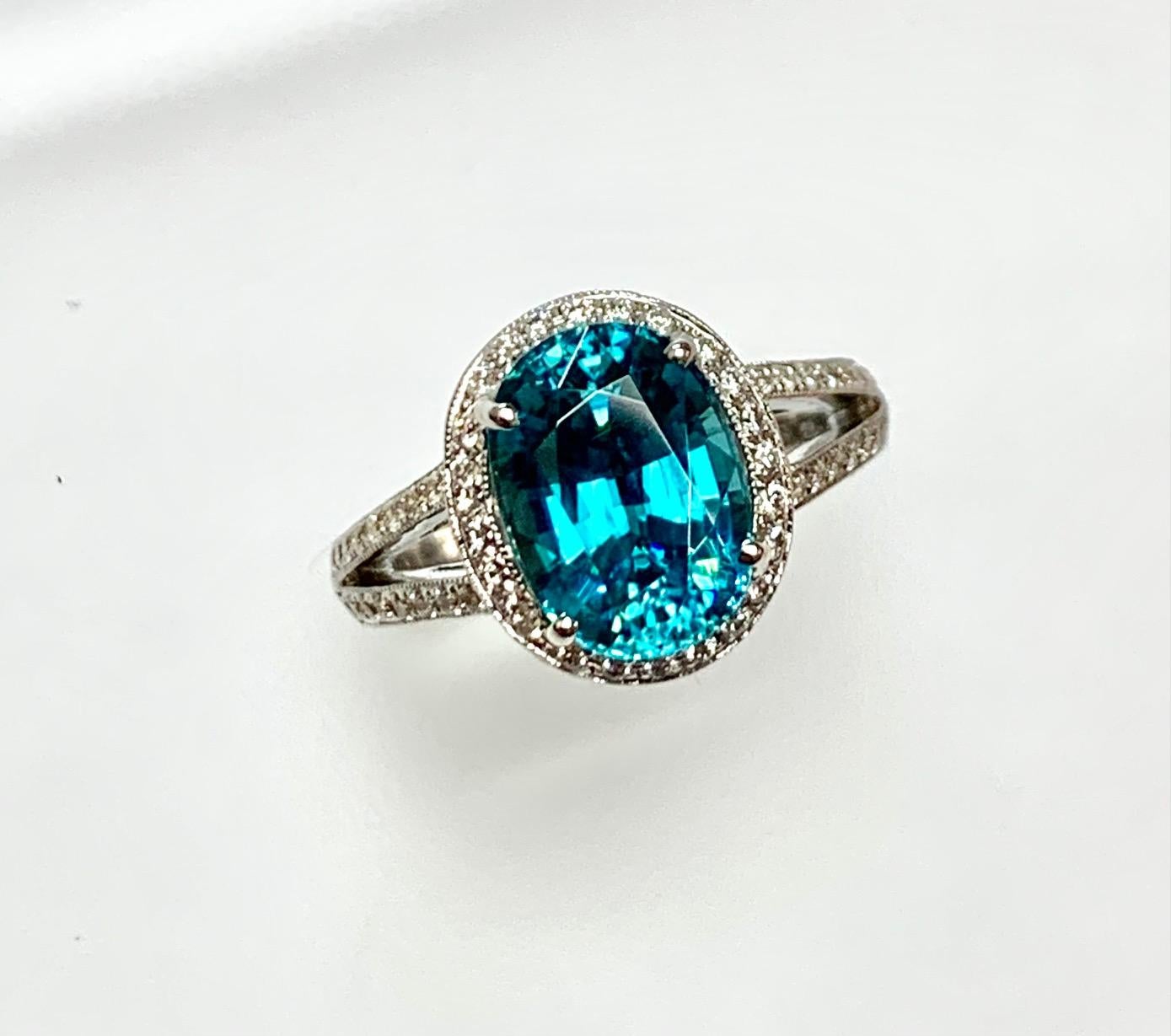 Modern 6.07 Carat Blue Zircon Diamond Cocktail Ring For Sale