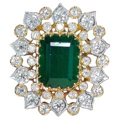 6.07 Ct Zambian Emerald, 1.51 Ct Old Mine Cut Diamonds, 18K Gold Statement Ring