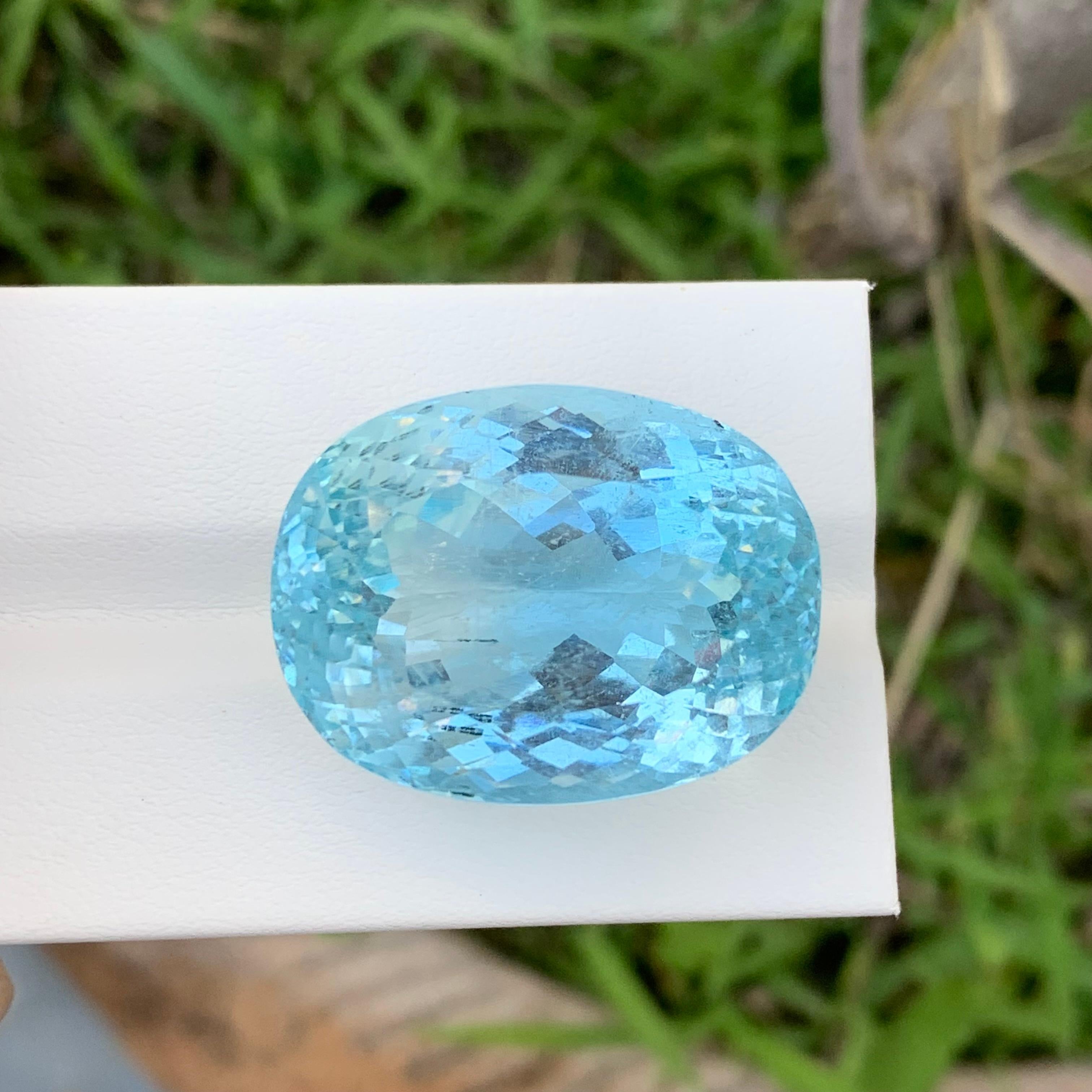 Women's or Men's 63.70 Carat Huge Natural Loose Seafoam Blue Aquamarine Gemstone March Birthstone For Sale