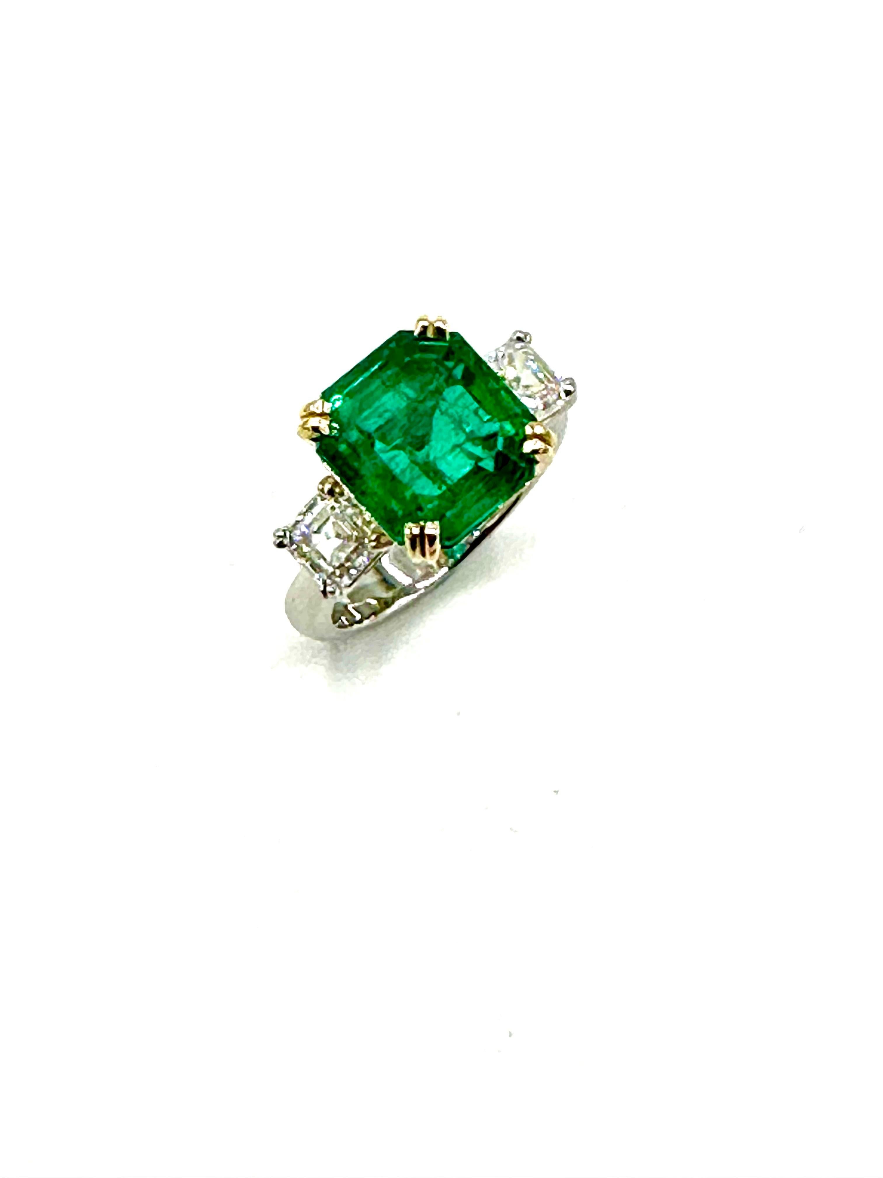 6.08 Carat Traditional Colombian Emerald Cut Emerald and Ascher Diamond Ring In Excellent Condition For Sale In Chevy Chase, MD