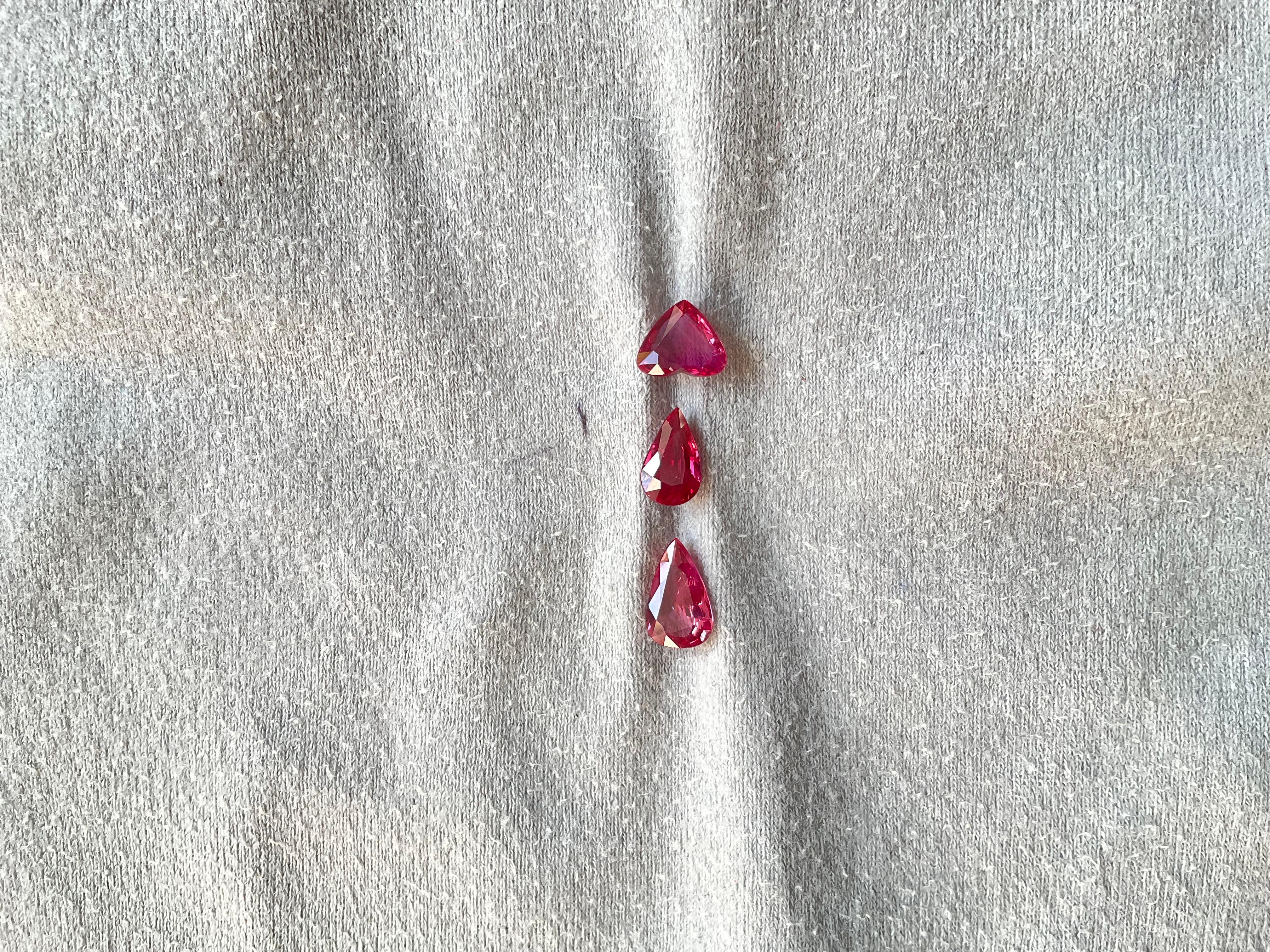 6.08 Carats Mozambique Ruby Pear & Heart Cut Stone 3 Pieces For Jewelry natural For Sale 1