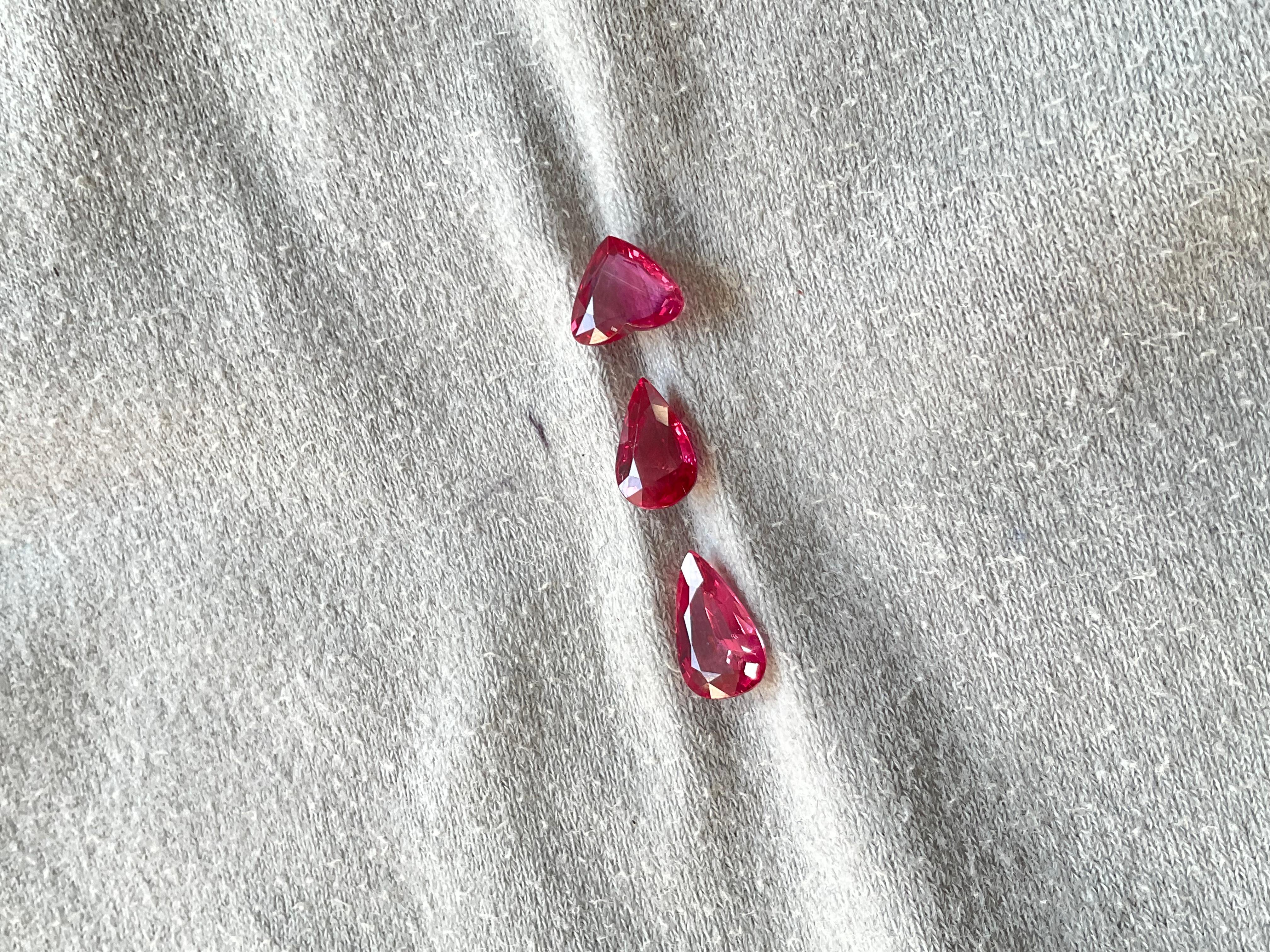 6.08 Carats Mozambique Ruby Pear & Heart Cut Stone 3 Pieces For Jewelry natural For Sale 3